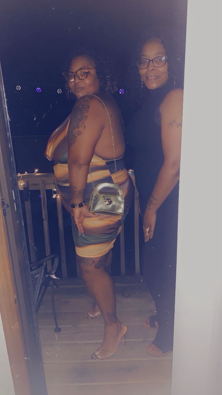 @JUICYYYTOYA