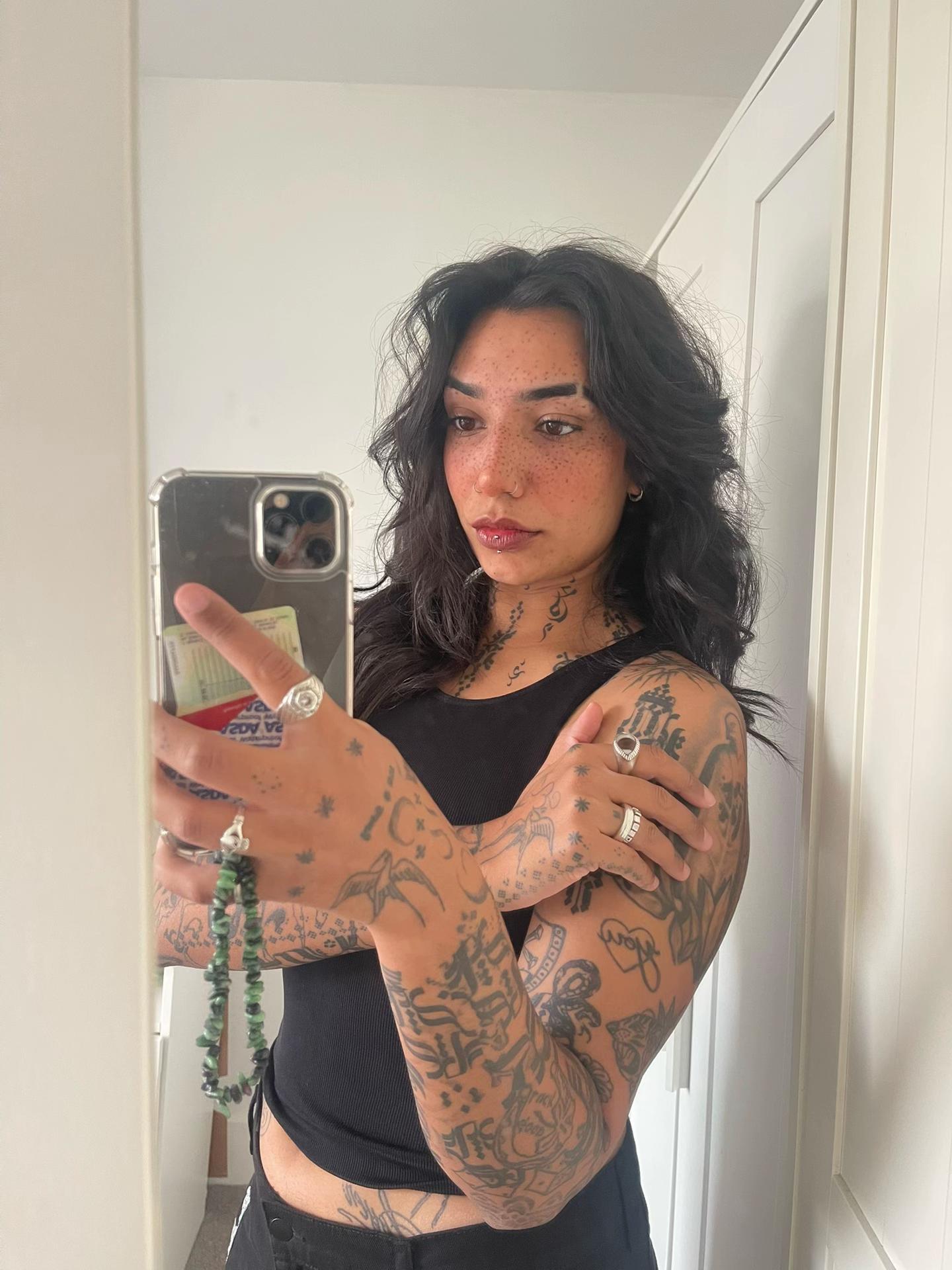 @sym | tattoo artist🍉⭐️