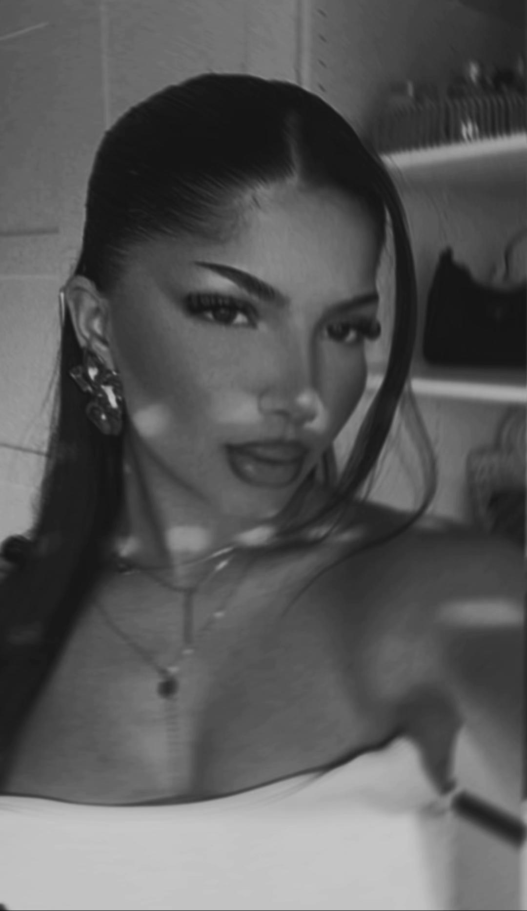 @Andelinaaaaaaaaaaaa