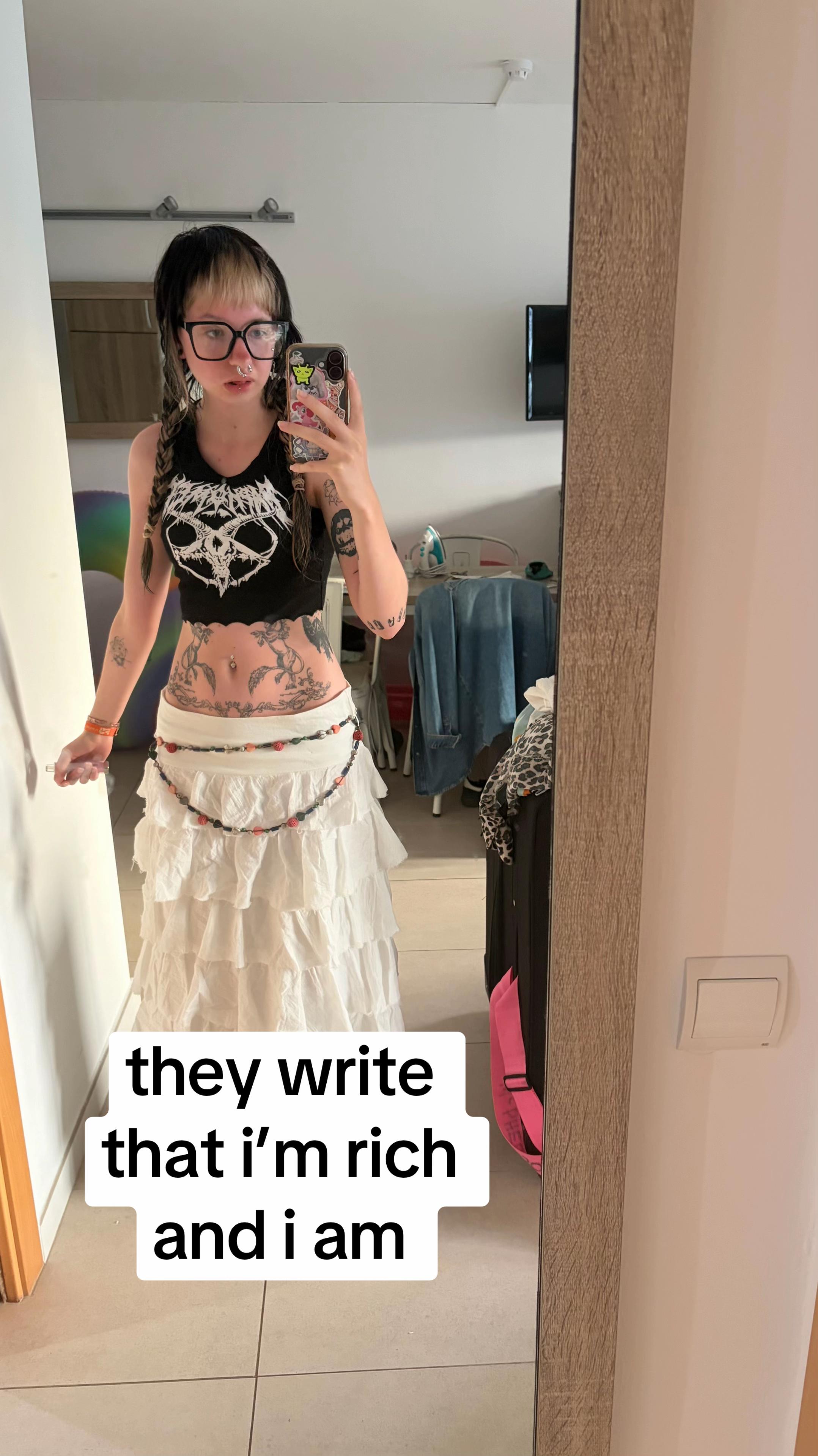 @aishamutt