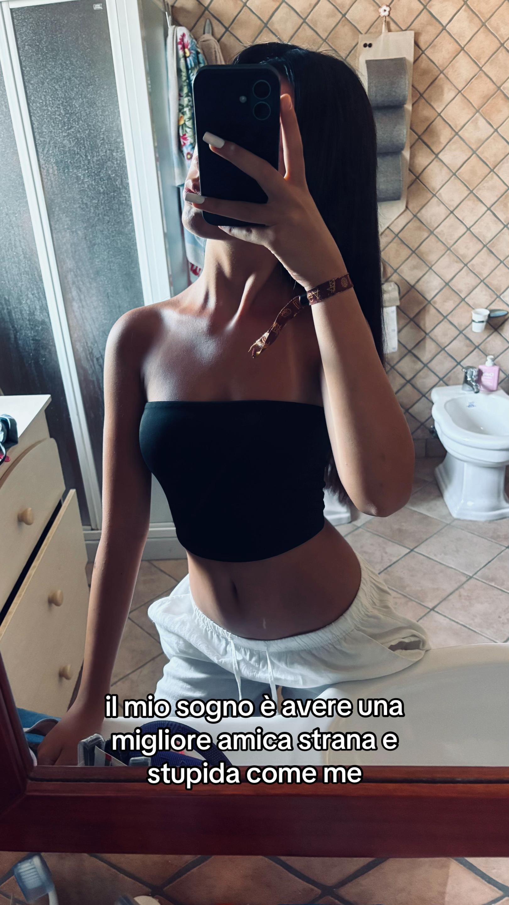 @🪬