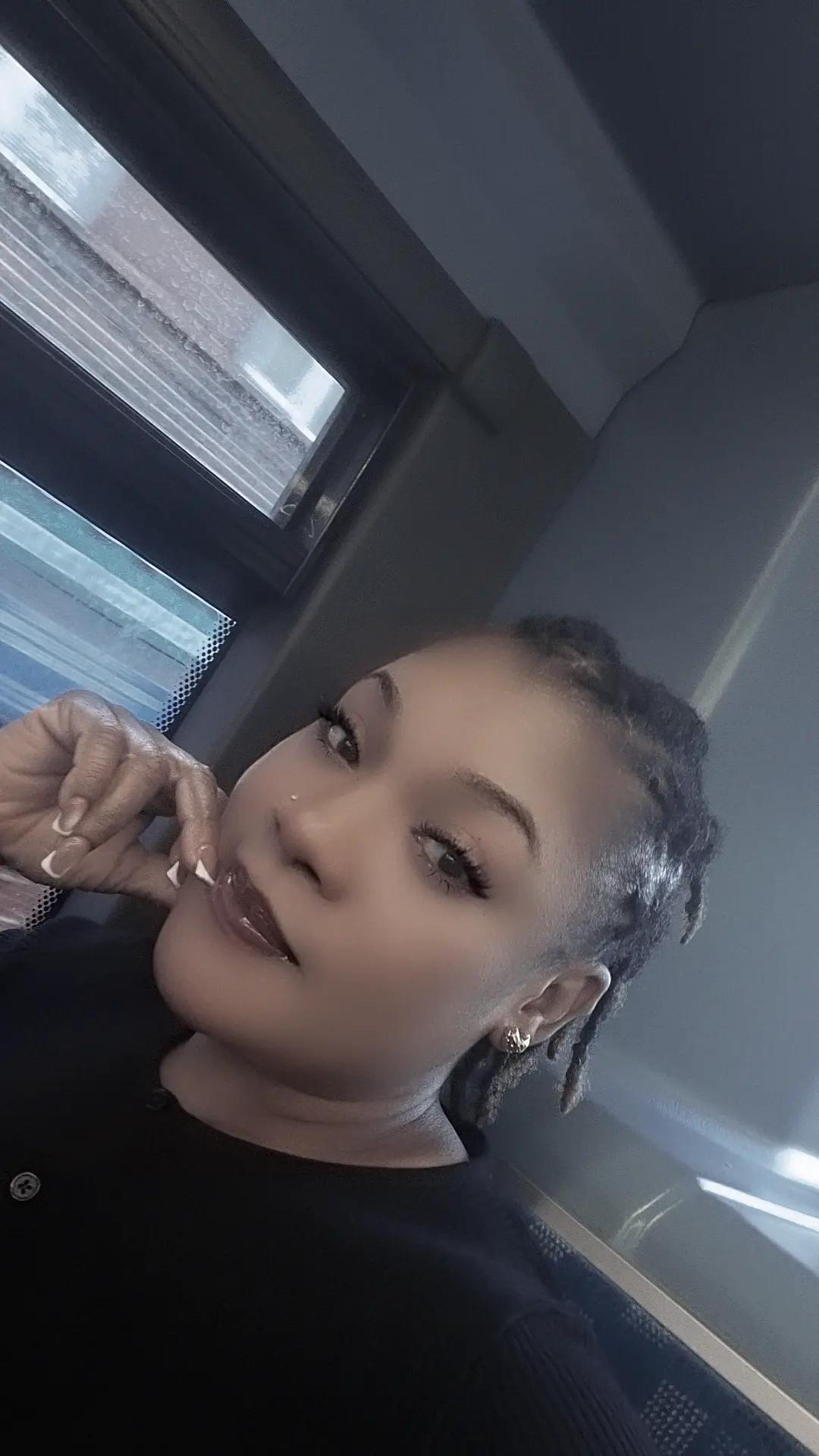@Firstlady05