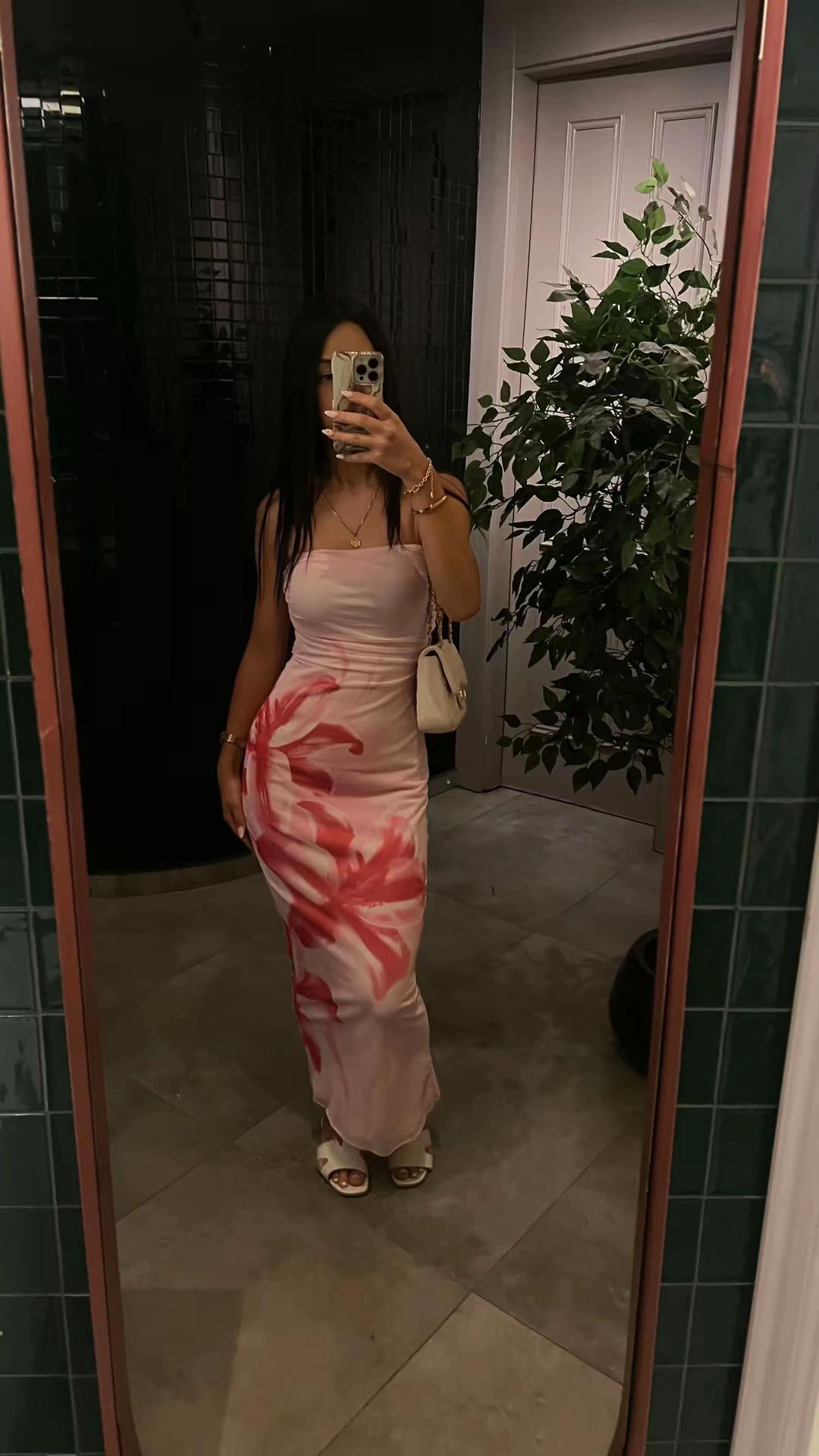 @𝘽