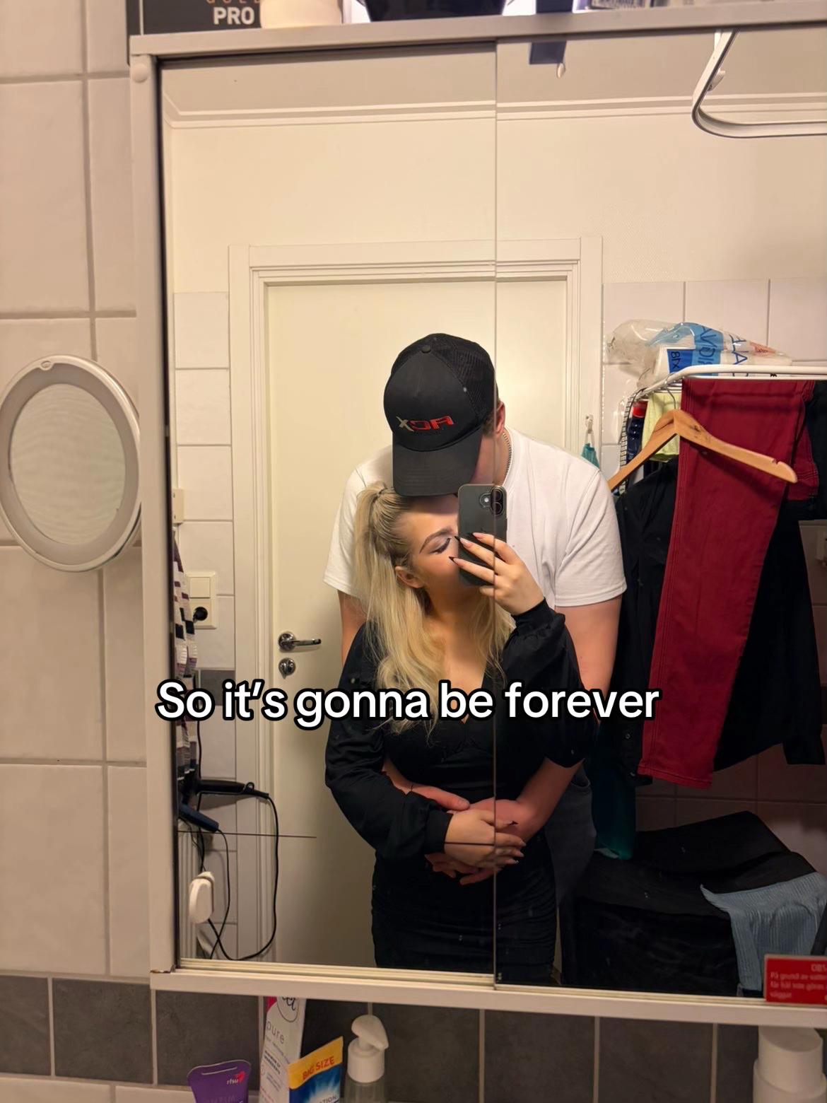 @Nina Brömster🤍🦦