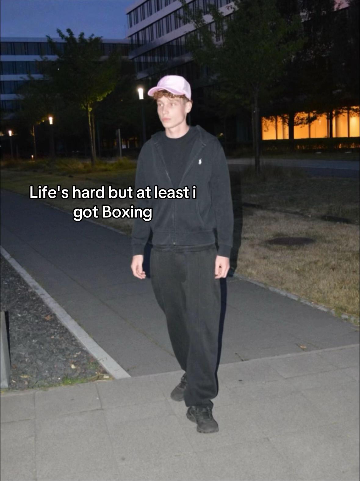 @Leon✝️
