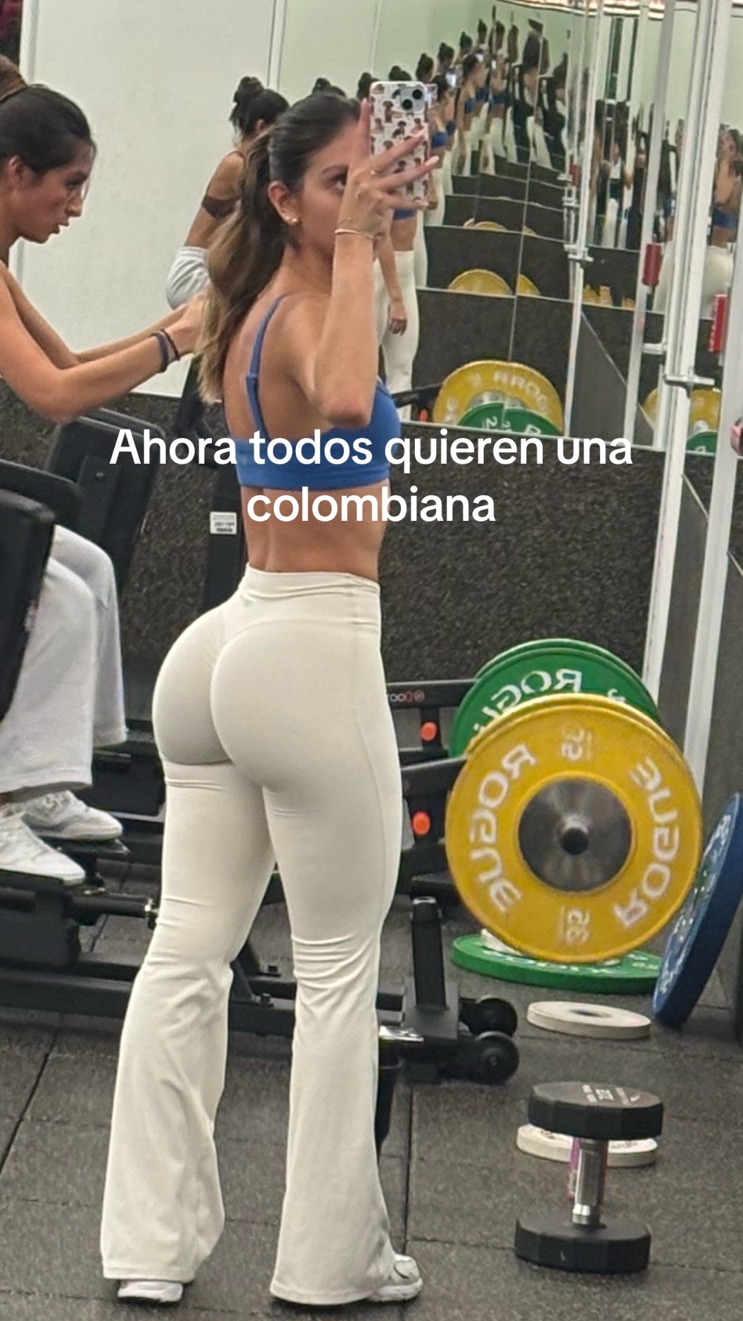 @nicole