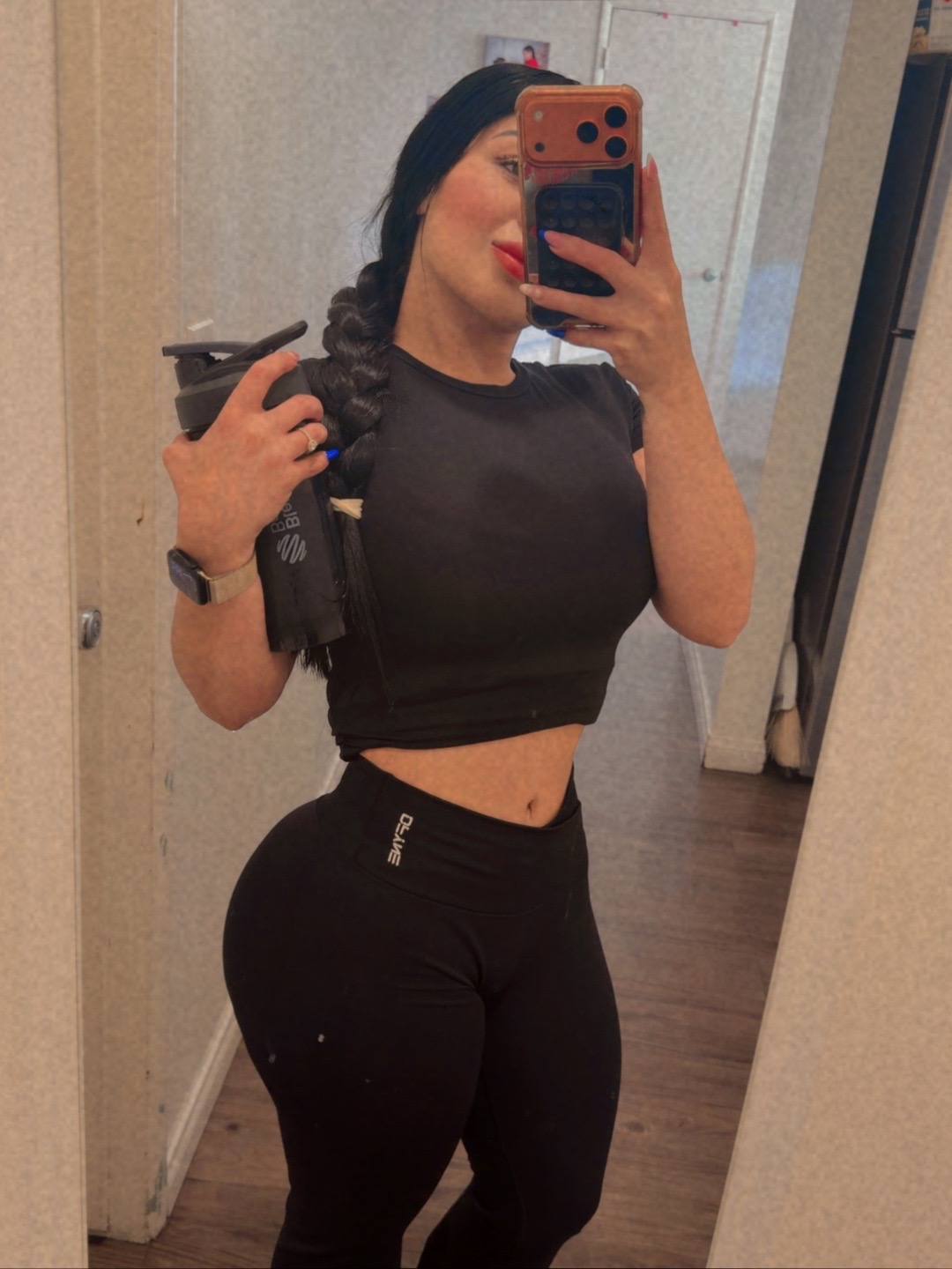 @Andreita🔓🧿✨💫