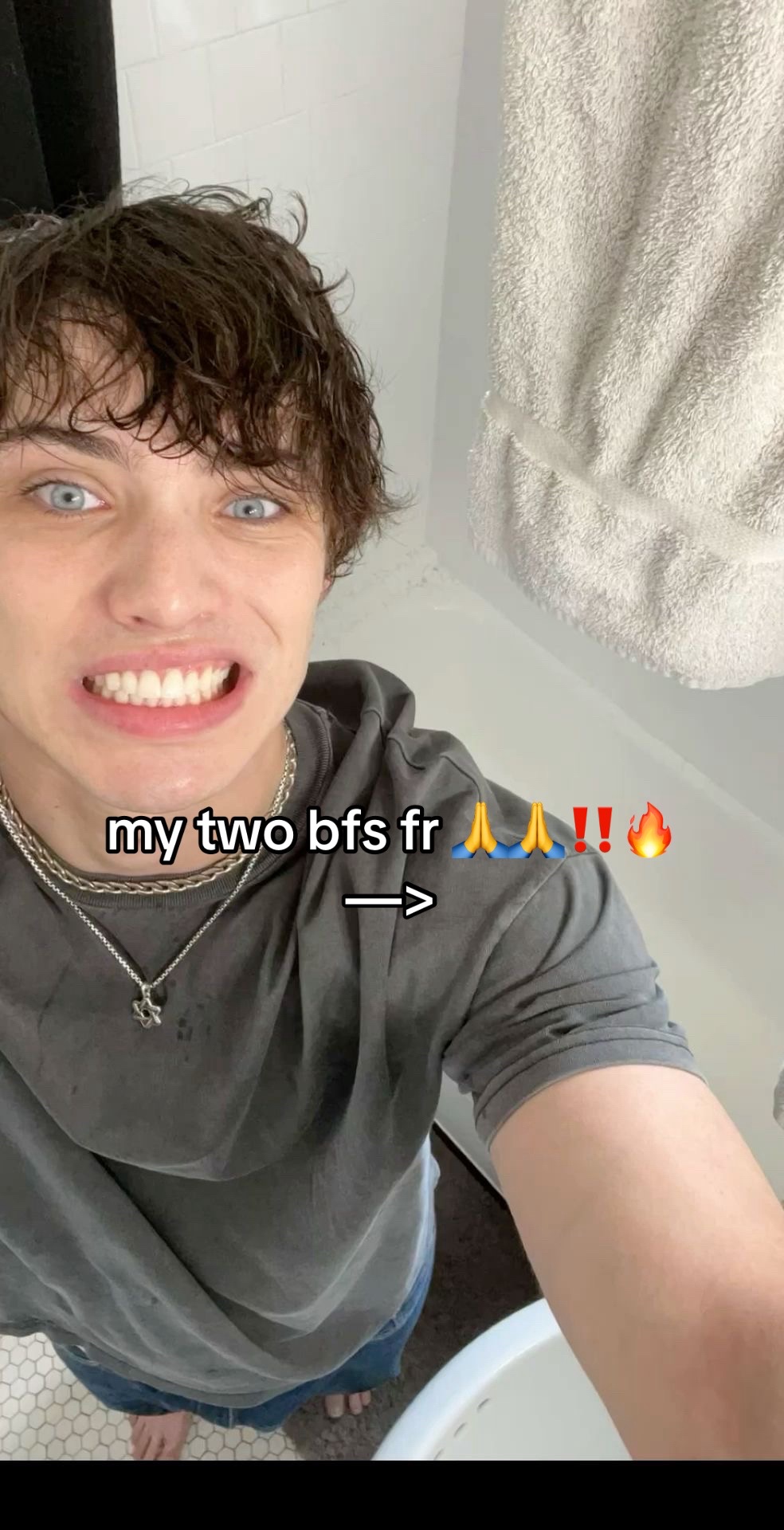 @<3