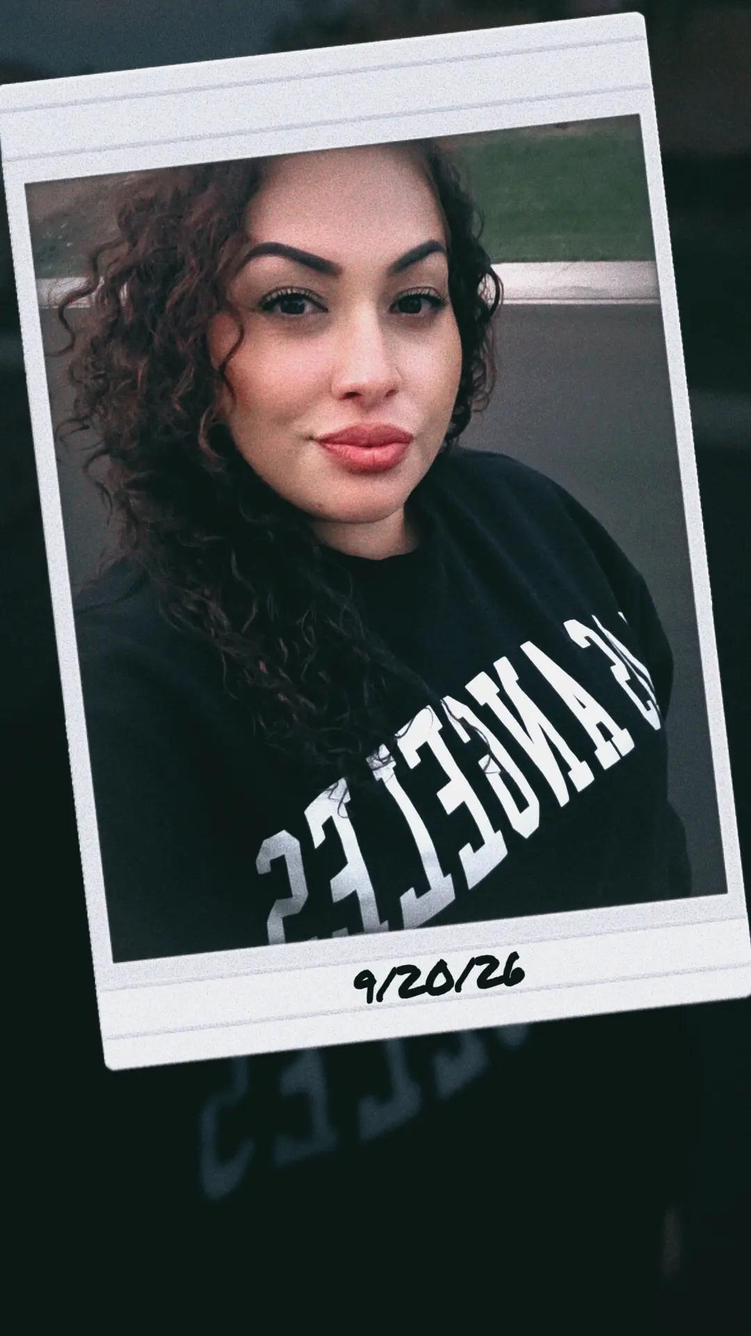 @ItsMeFluffyVee