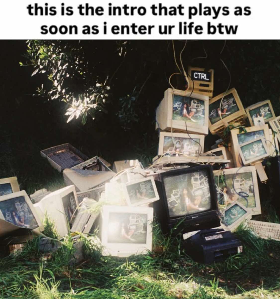 @🎧