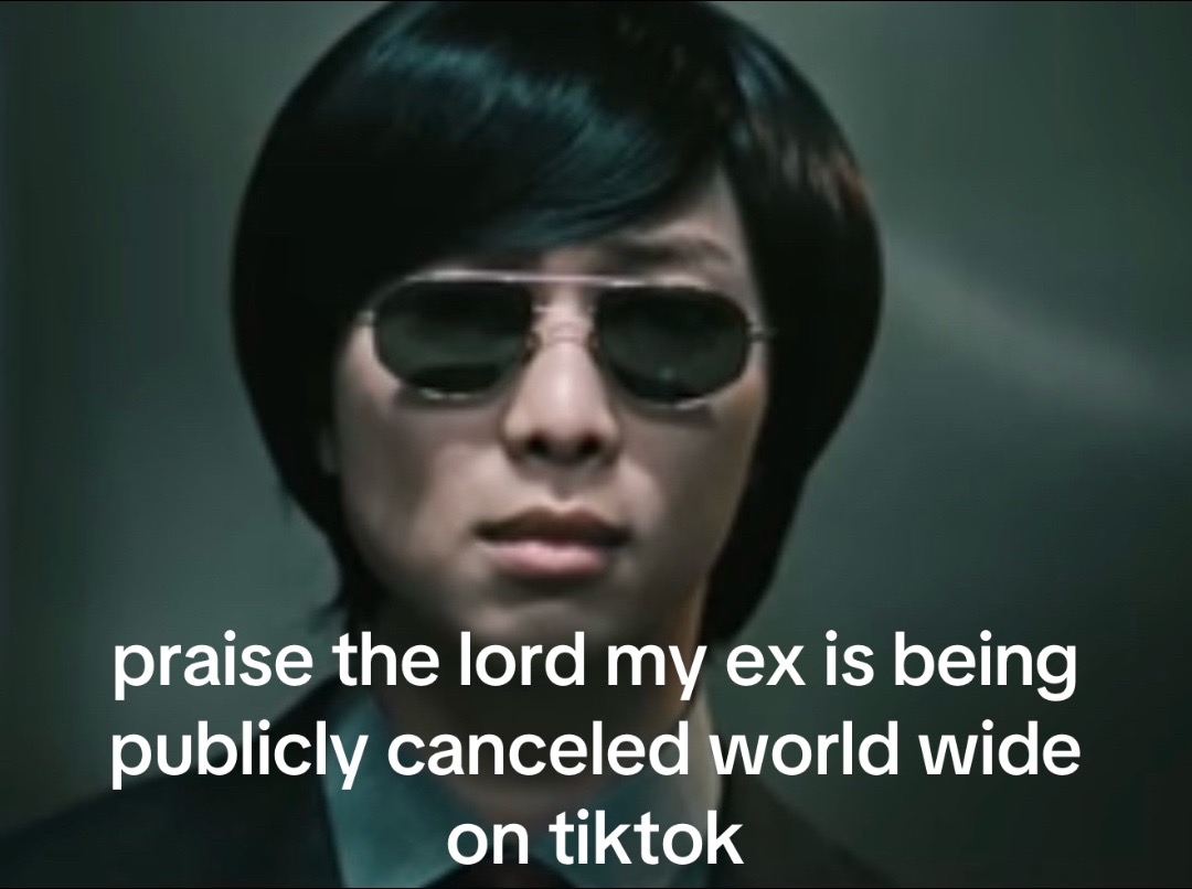 @vic ⁷