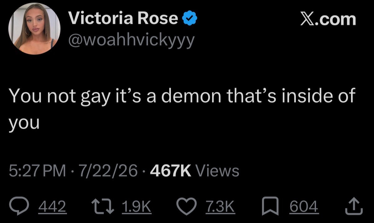 @⃟