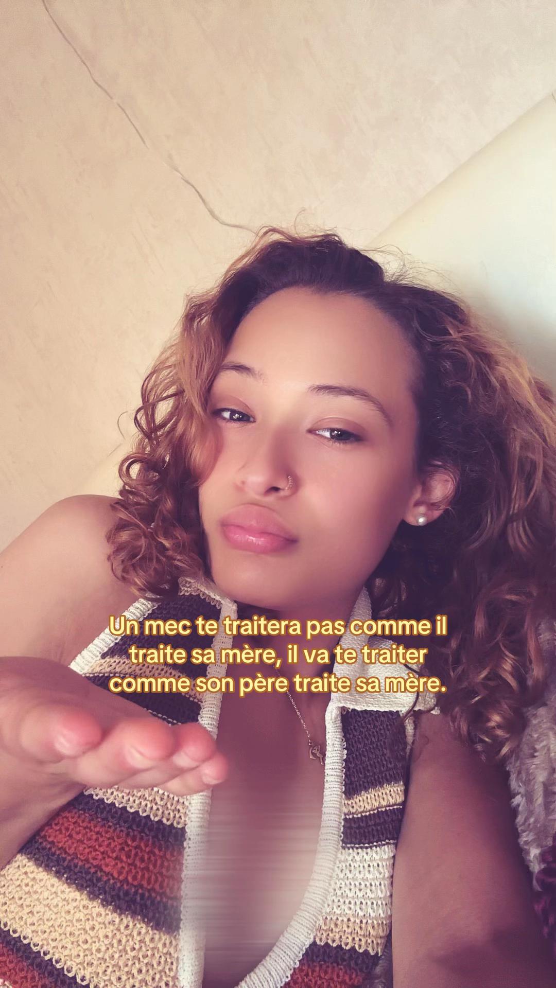 @𝑴𝒊𝒔𝒔𝒁𝒂𝒉𝒓𝒂🌹