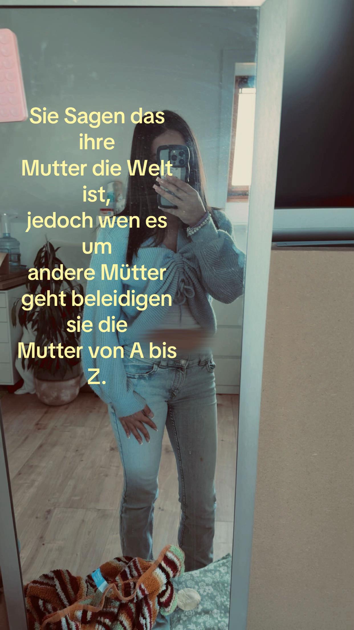 @𝓨