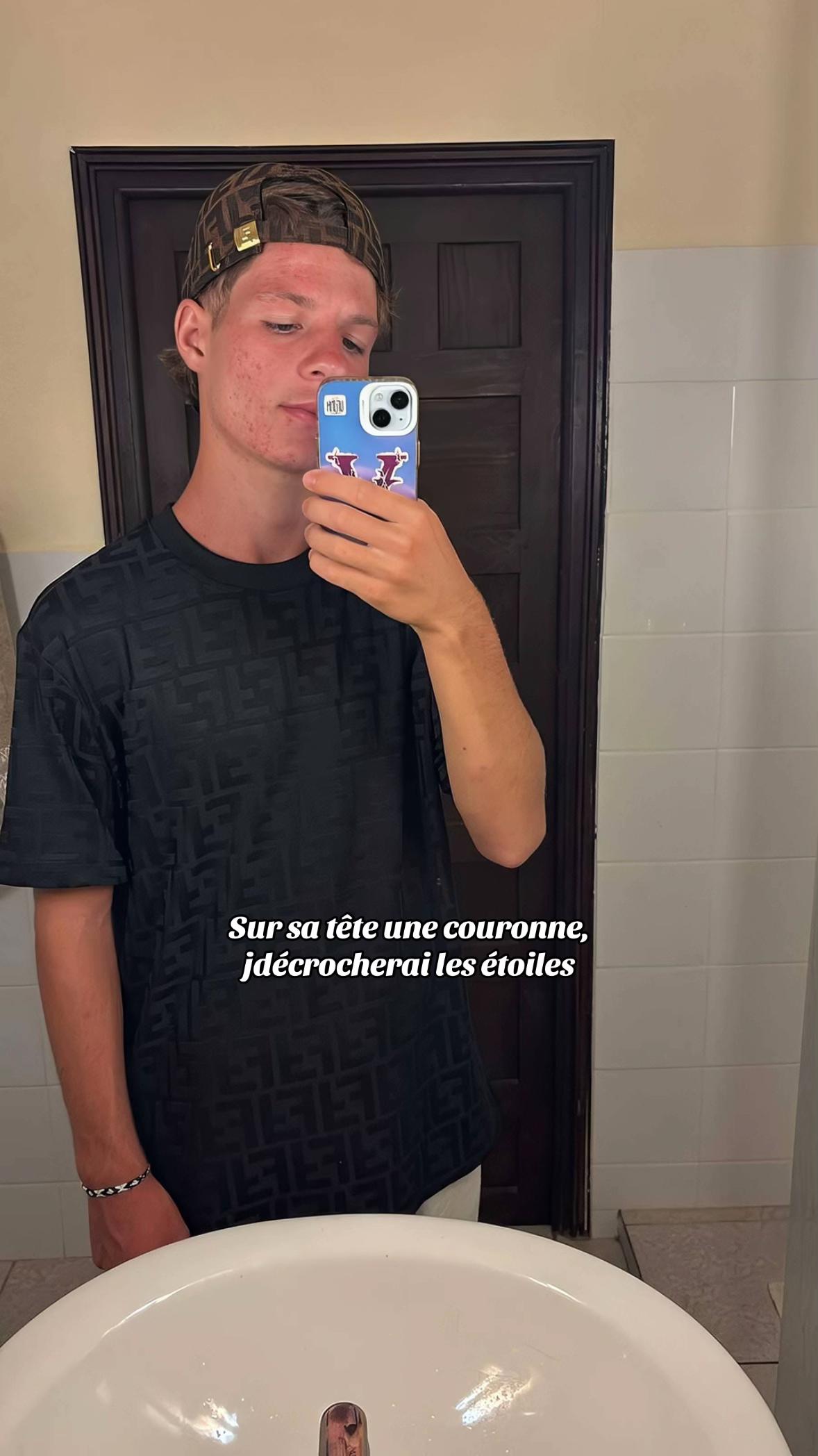 @𝓁𝑔.𝟙𝟛