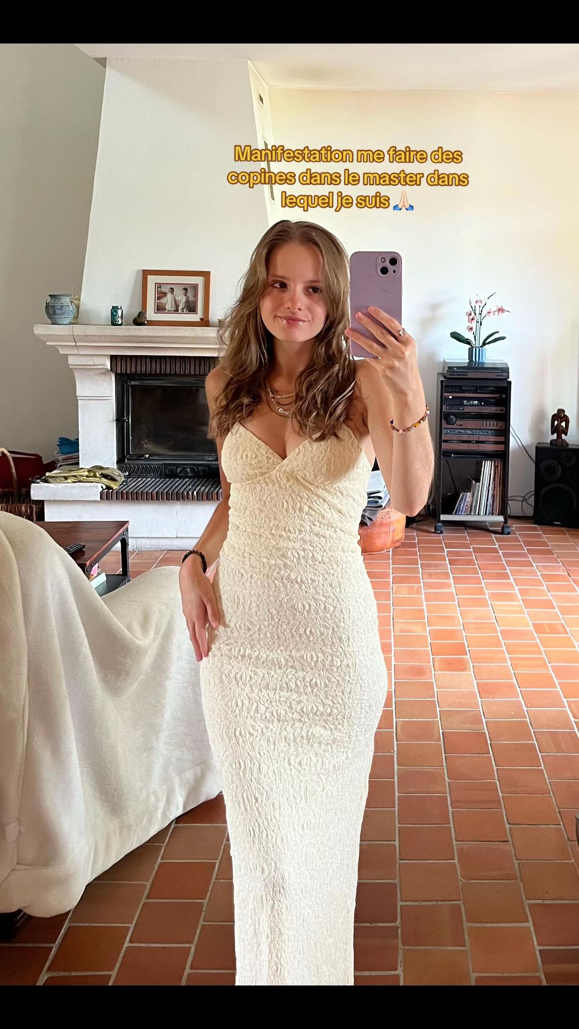 @Chlo ✨️