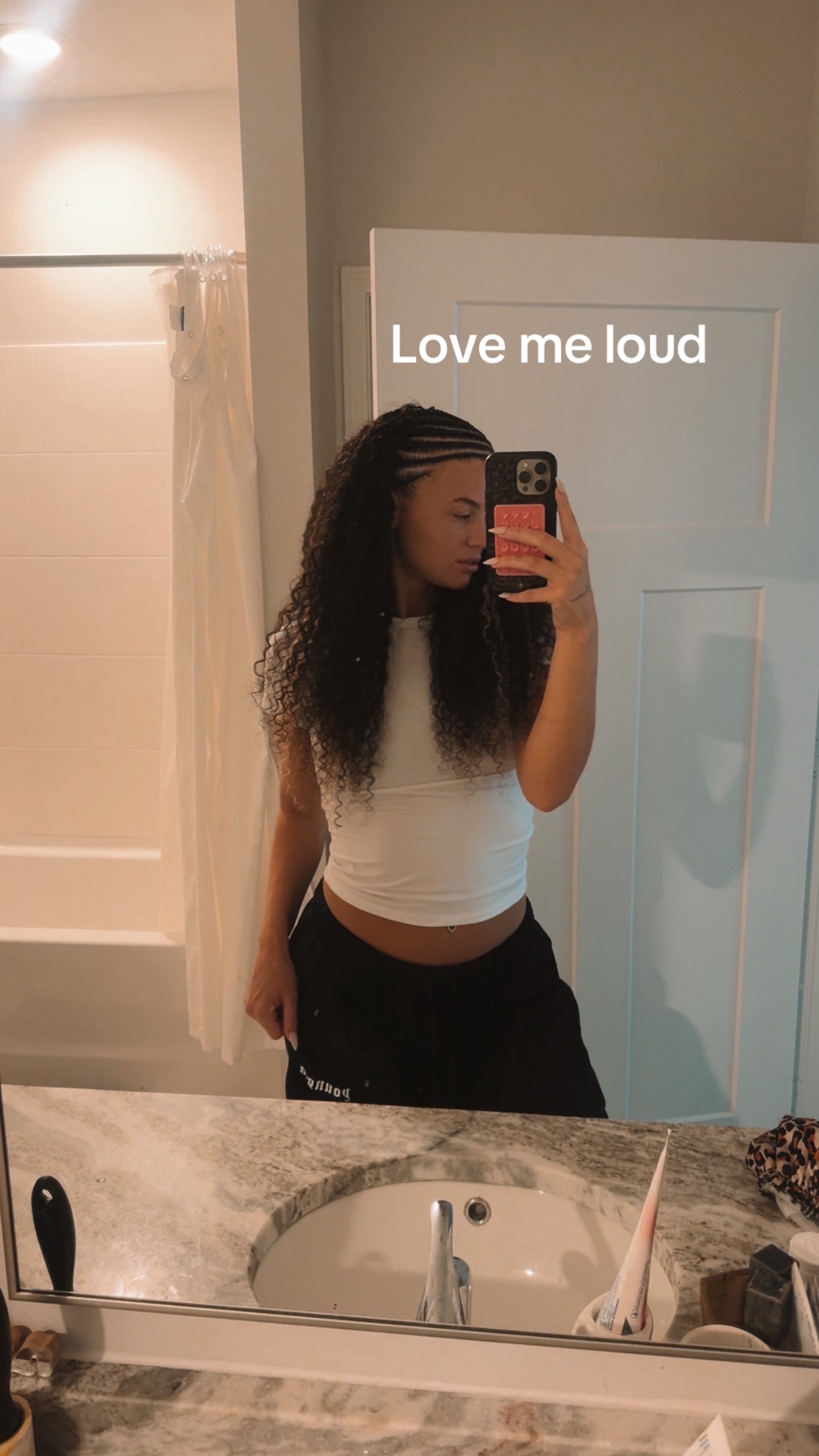 @lys.gregory