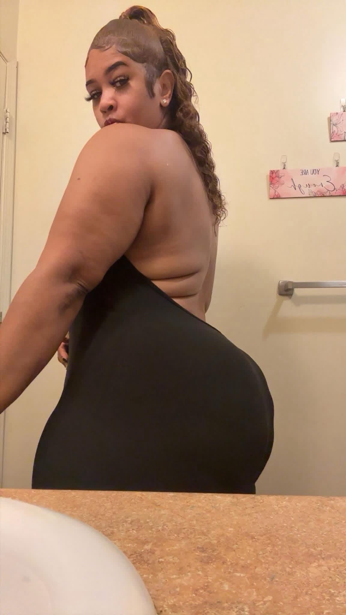 @theoneandonlykizz