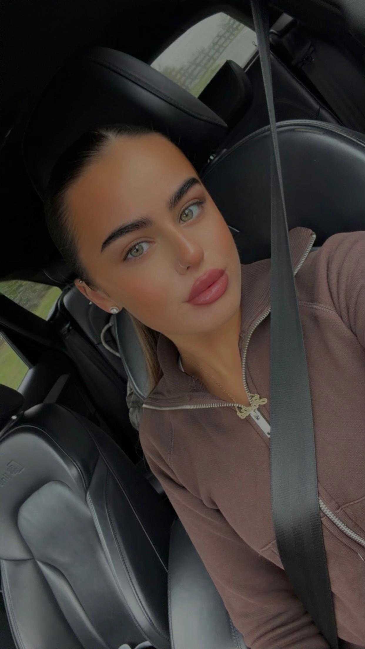 @jodiedunnehughes