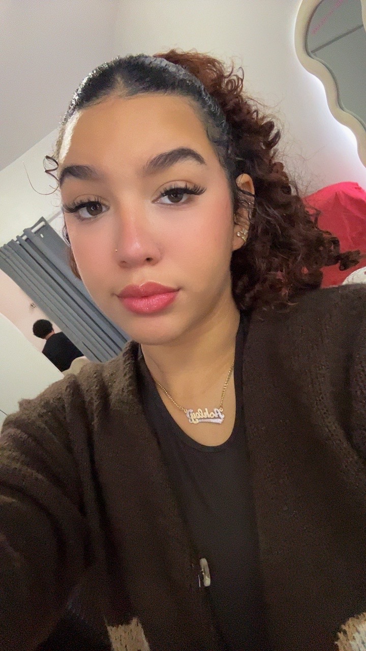 @CallmeAshhh