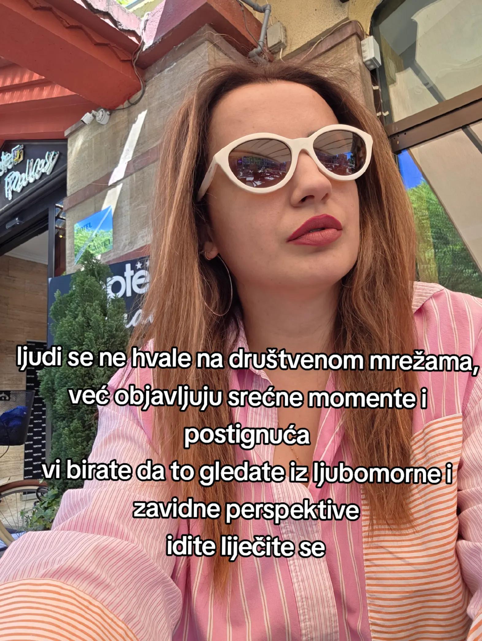 @kraljica_neviđena