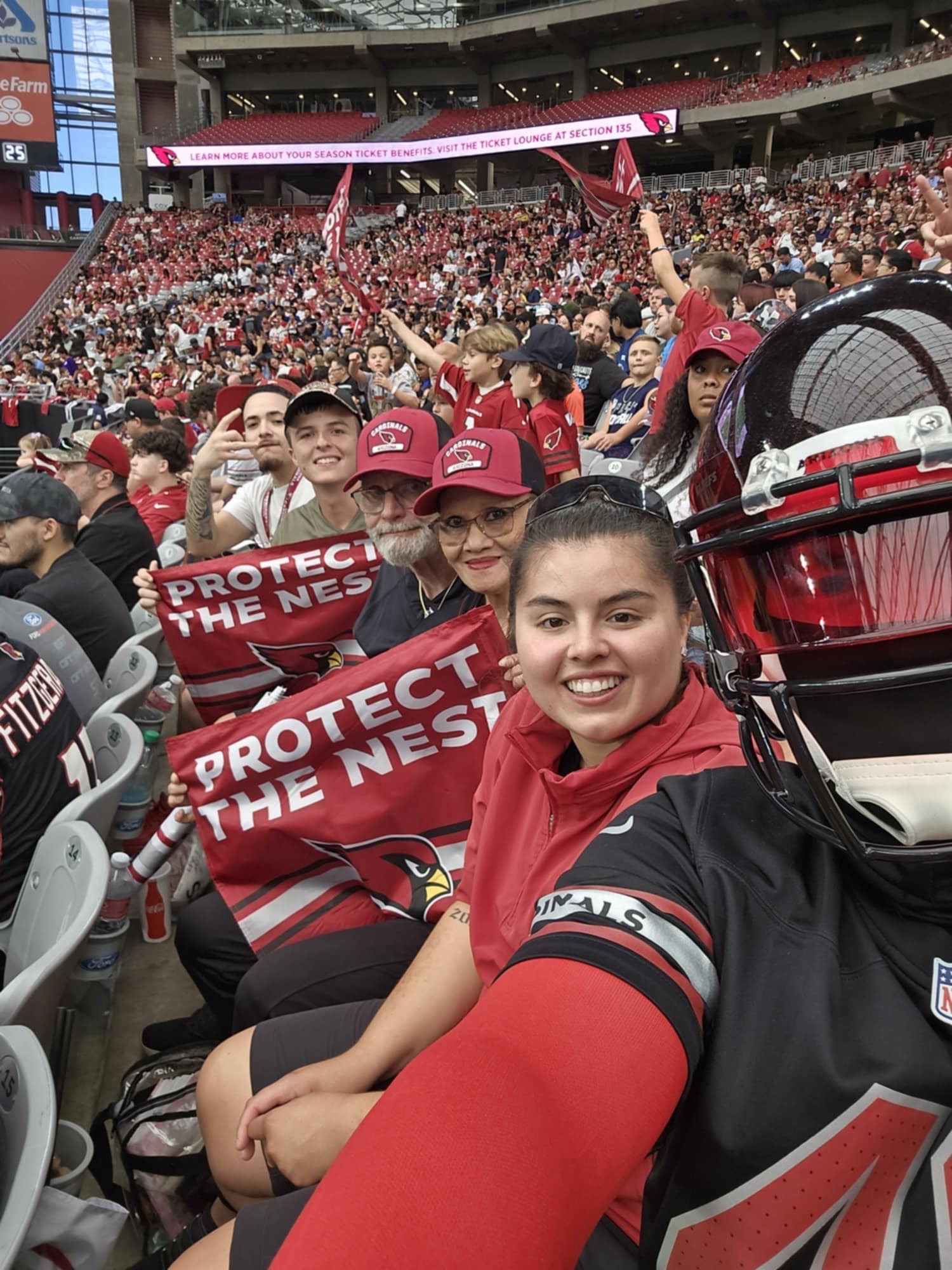 @theredphantomaz