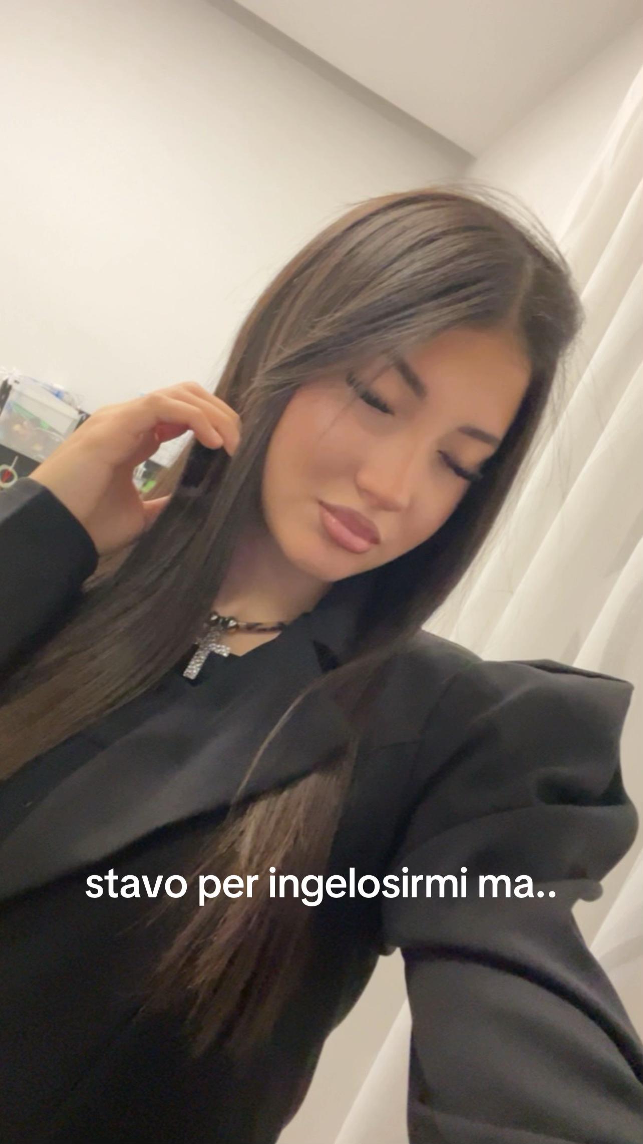 @MMM