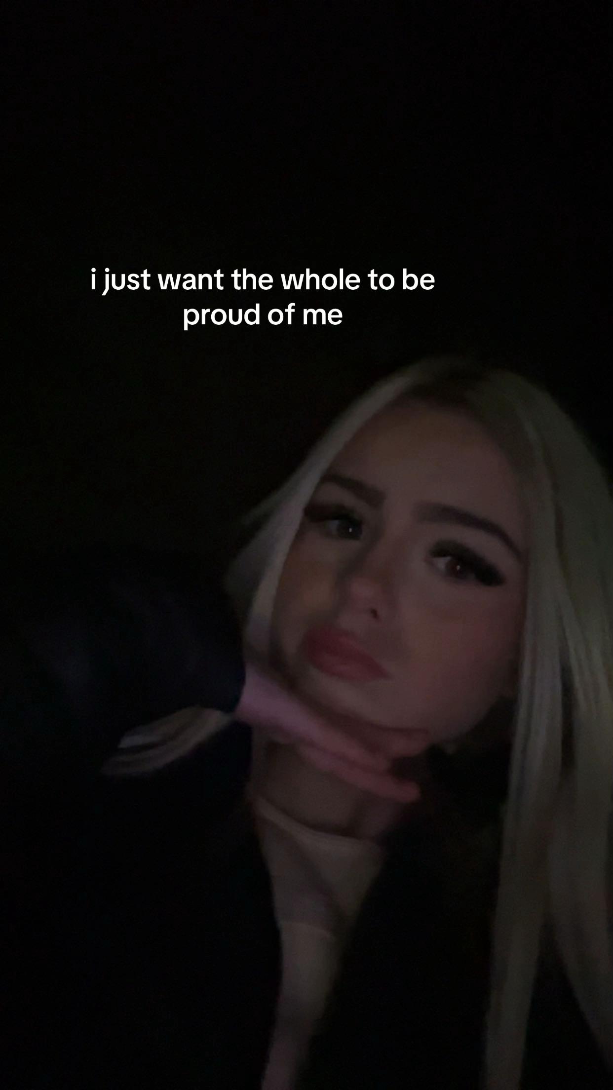 @ellie๐ค