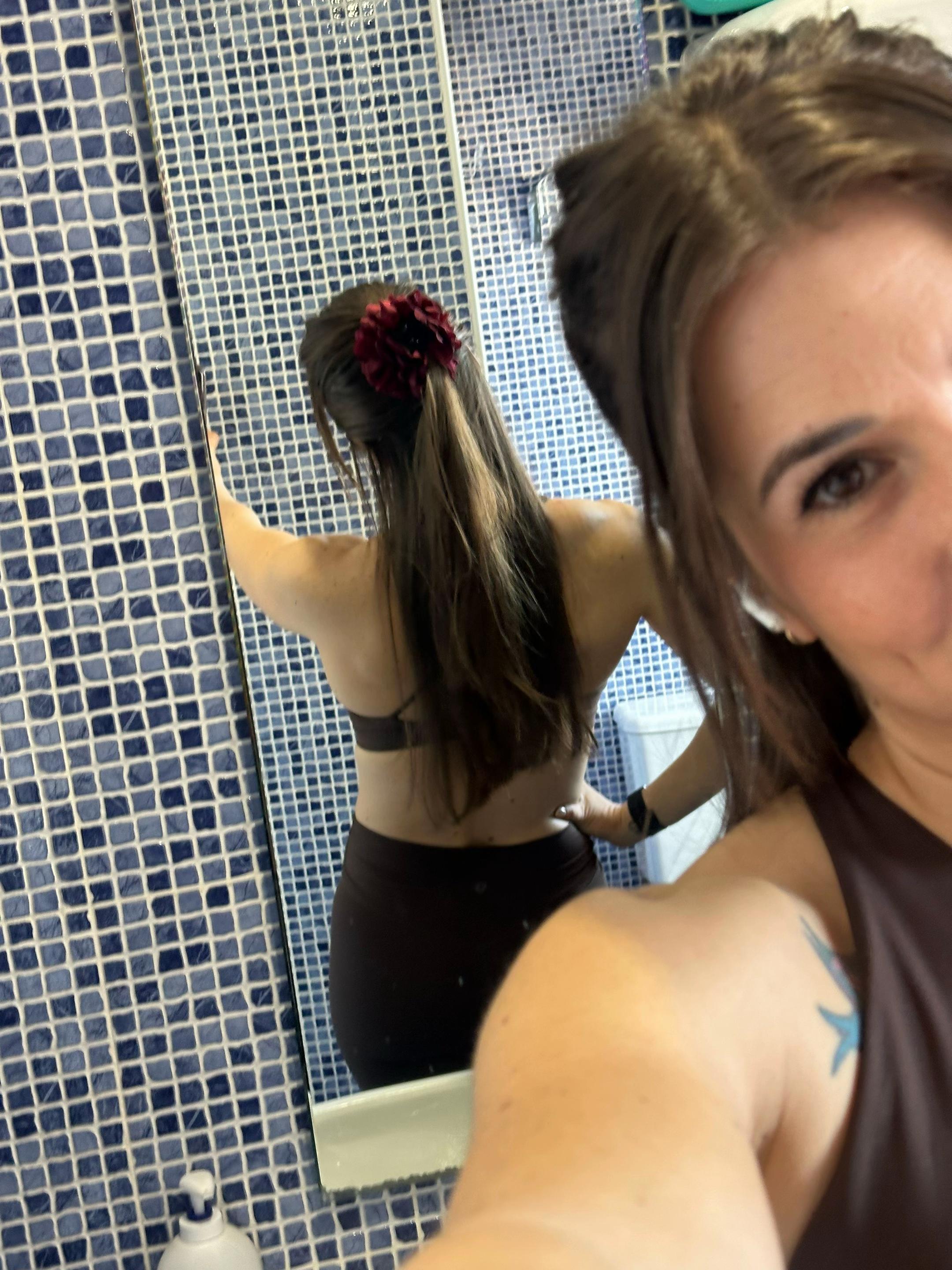 @Ana