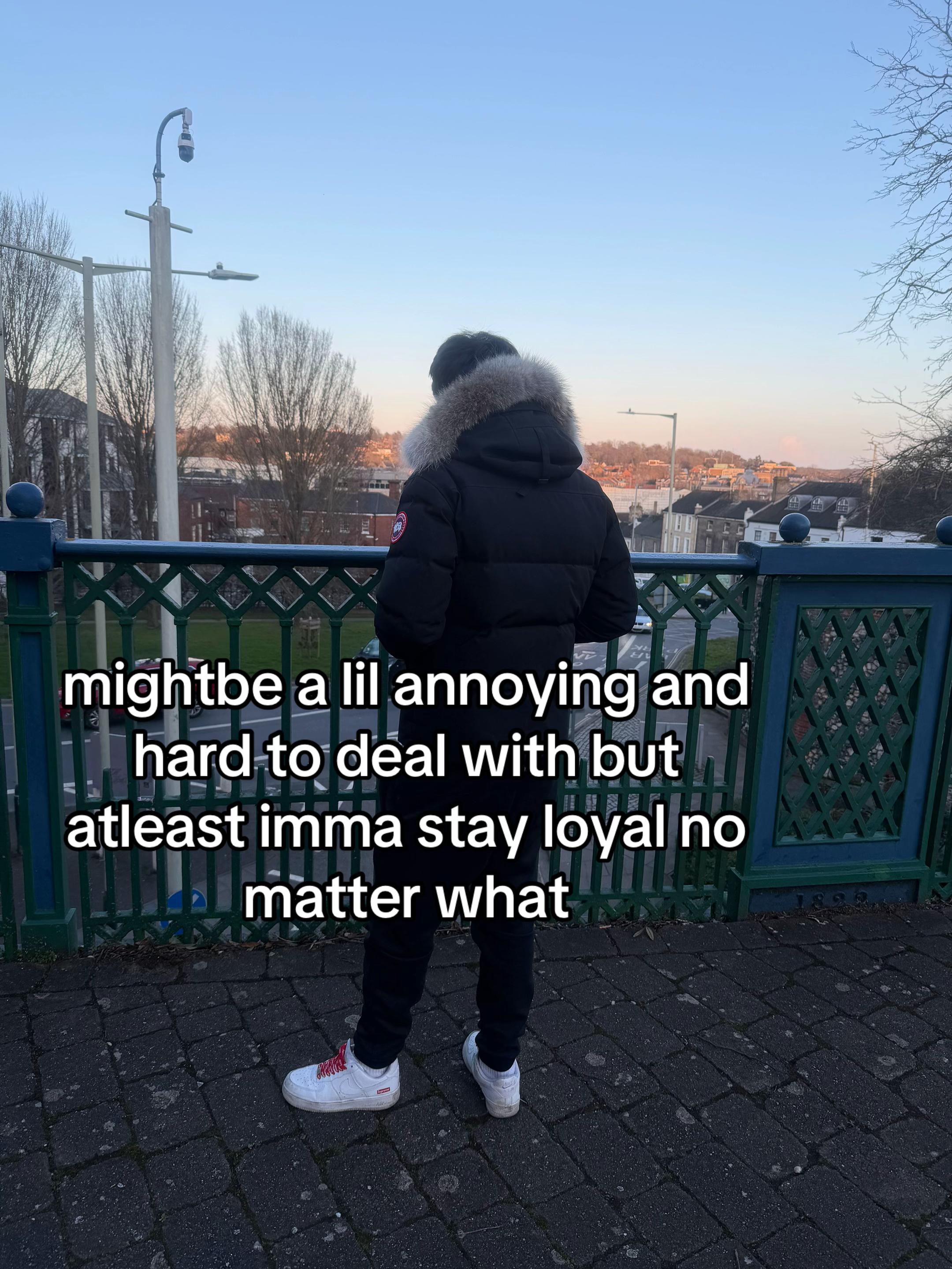 @tzscarz