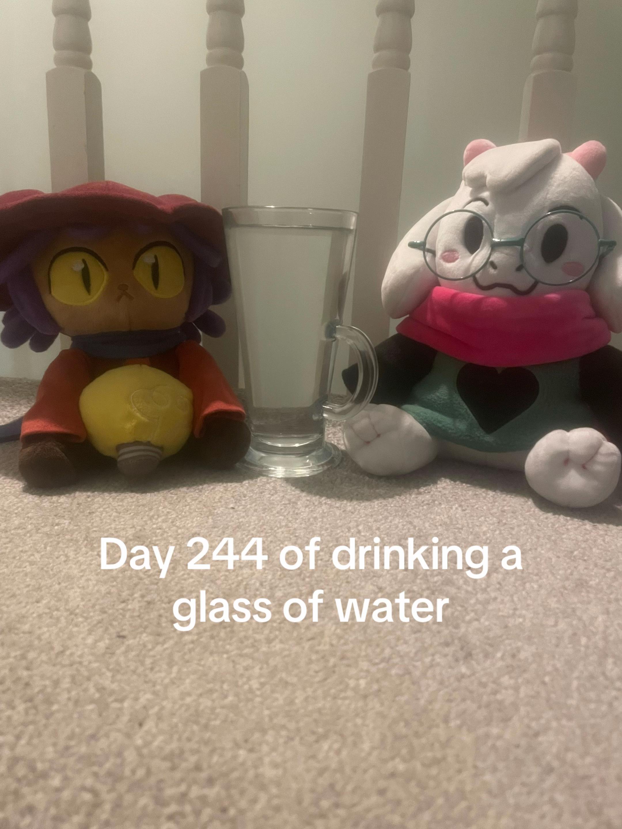 @Emongsnas
