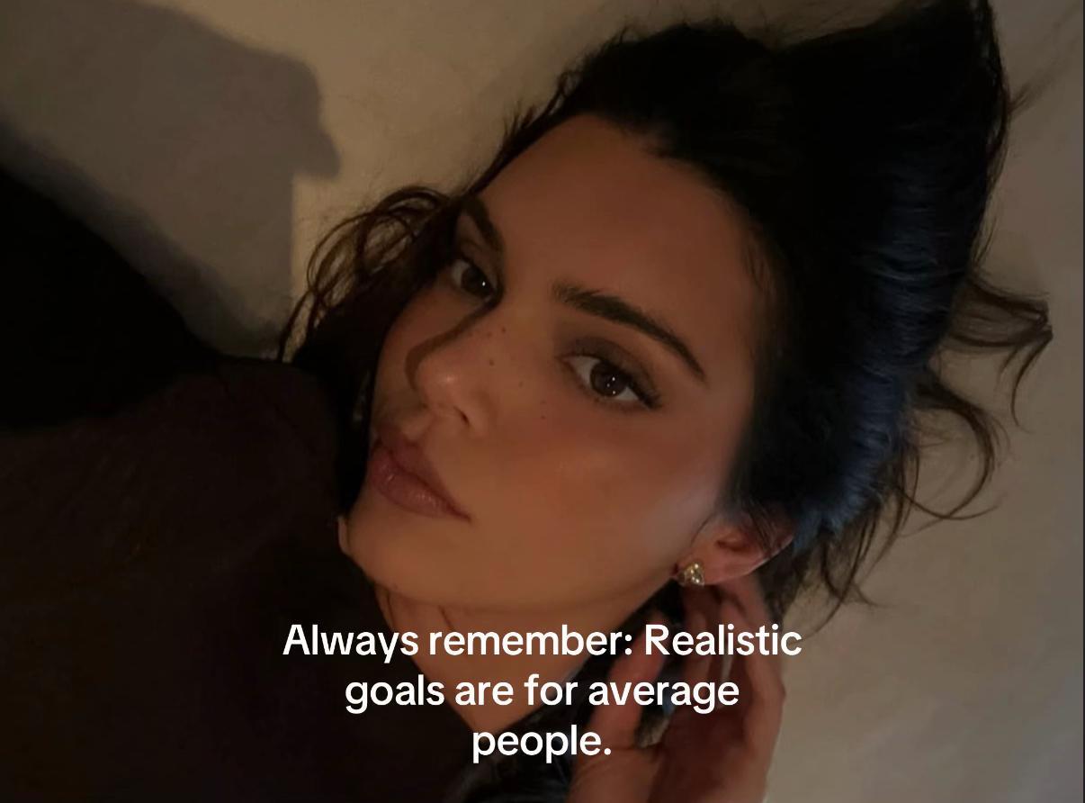 @GIRLSPACE