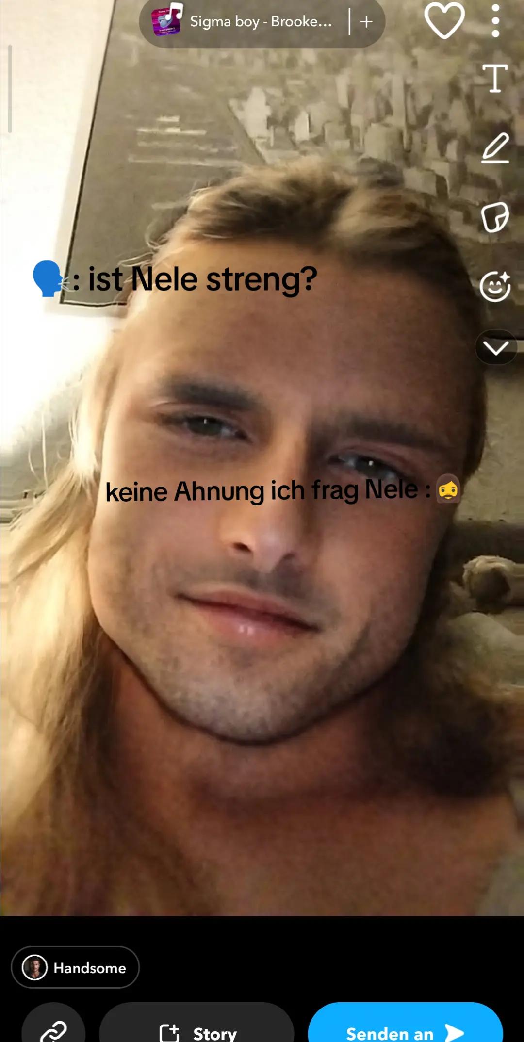@🦦Mia🦦
