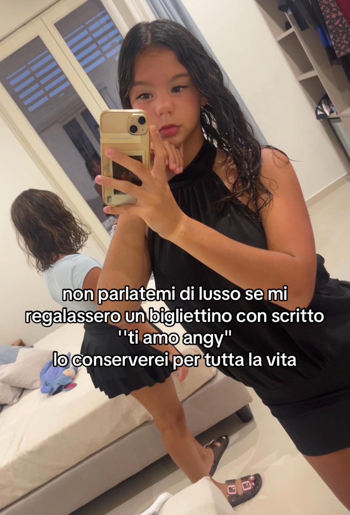 @_angyspamm_