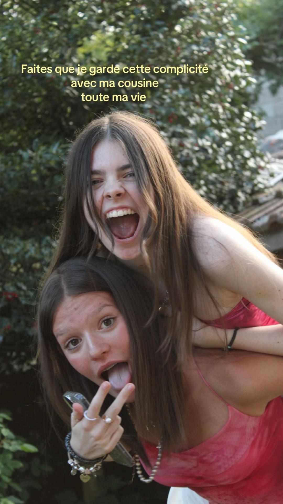 @No&eacute;lie