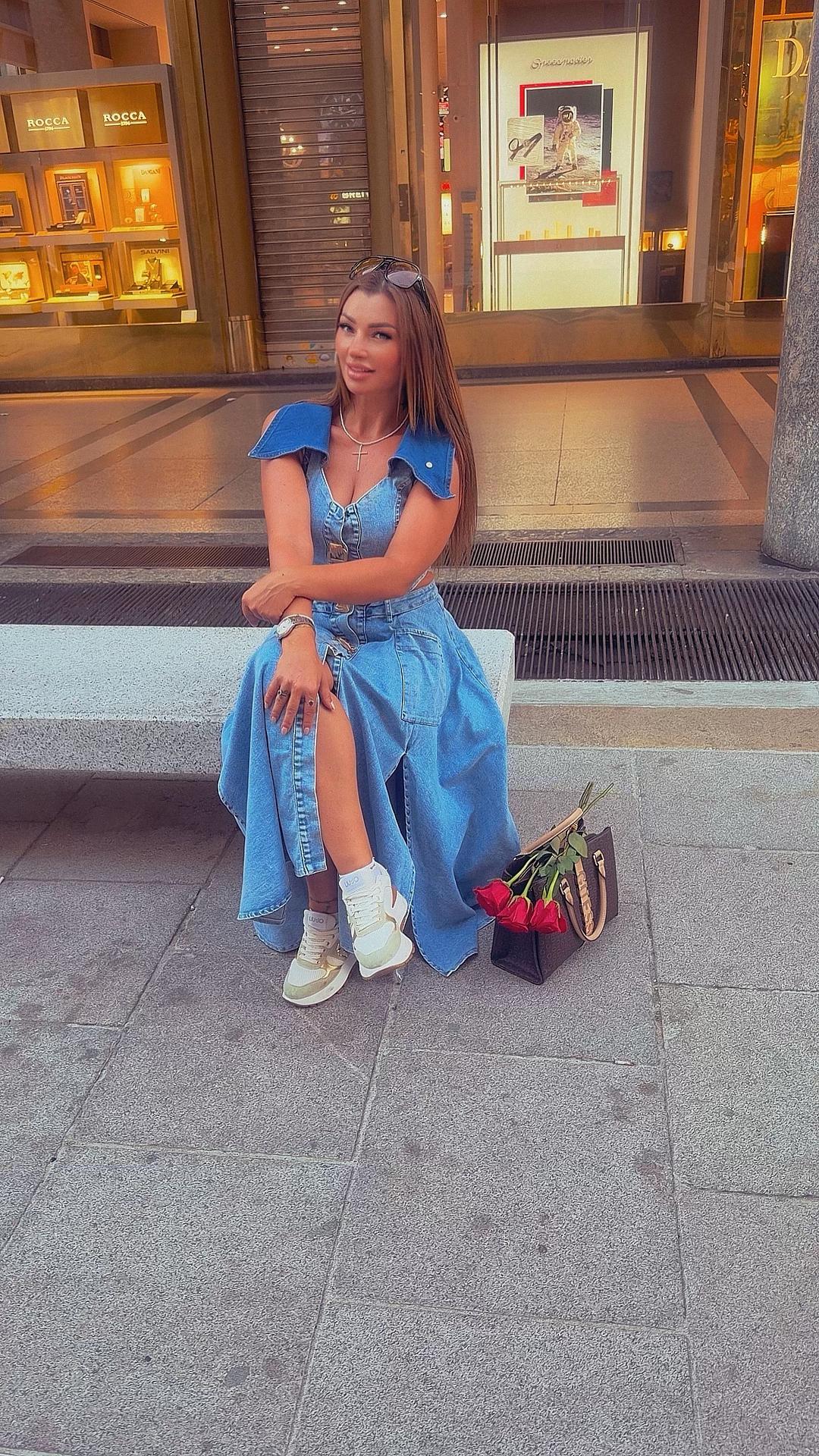 @Helen la Mora