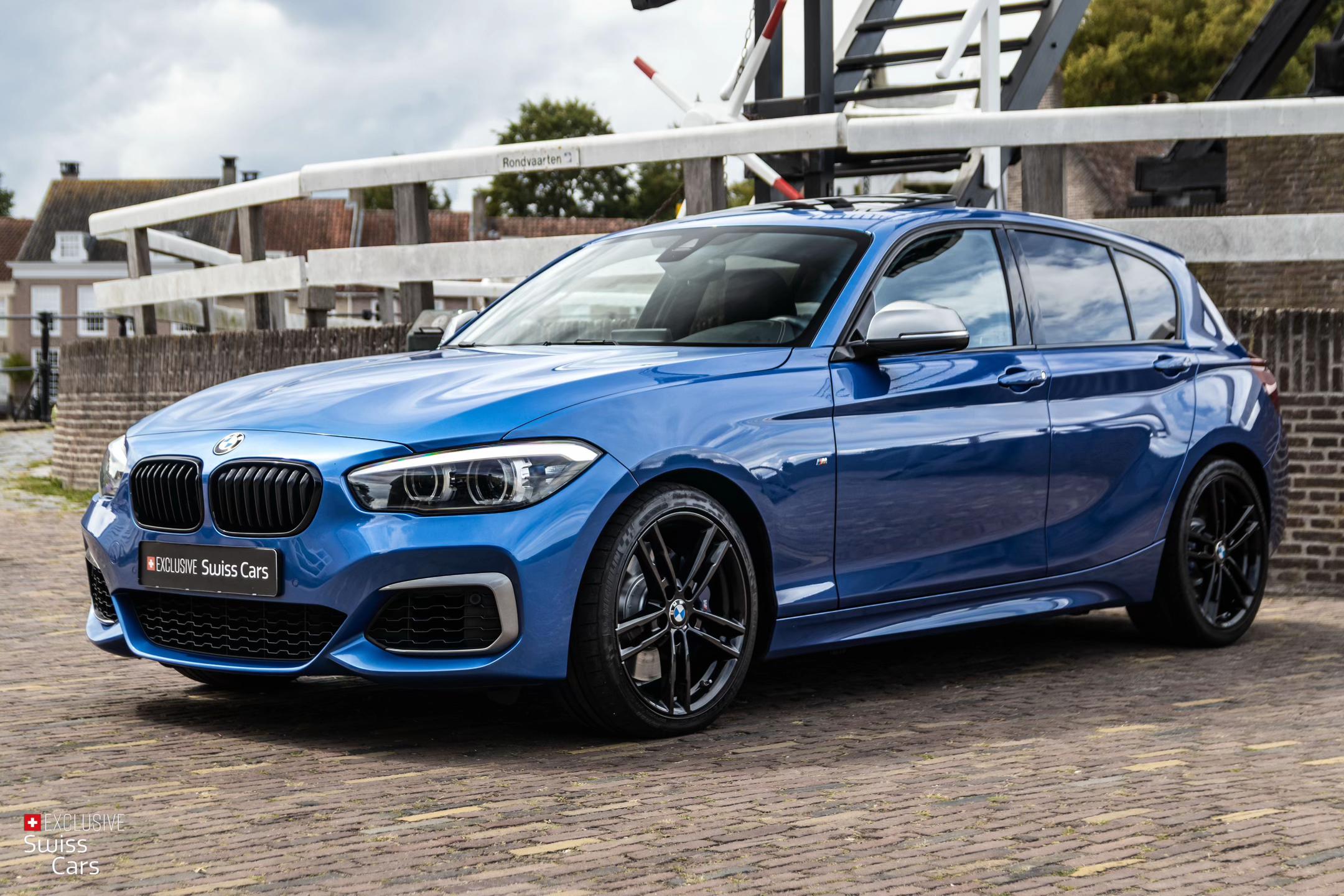 @Exclusive Swiss Cars