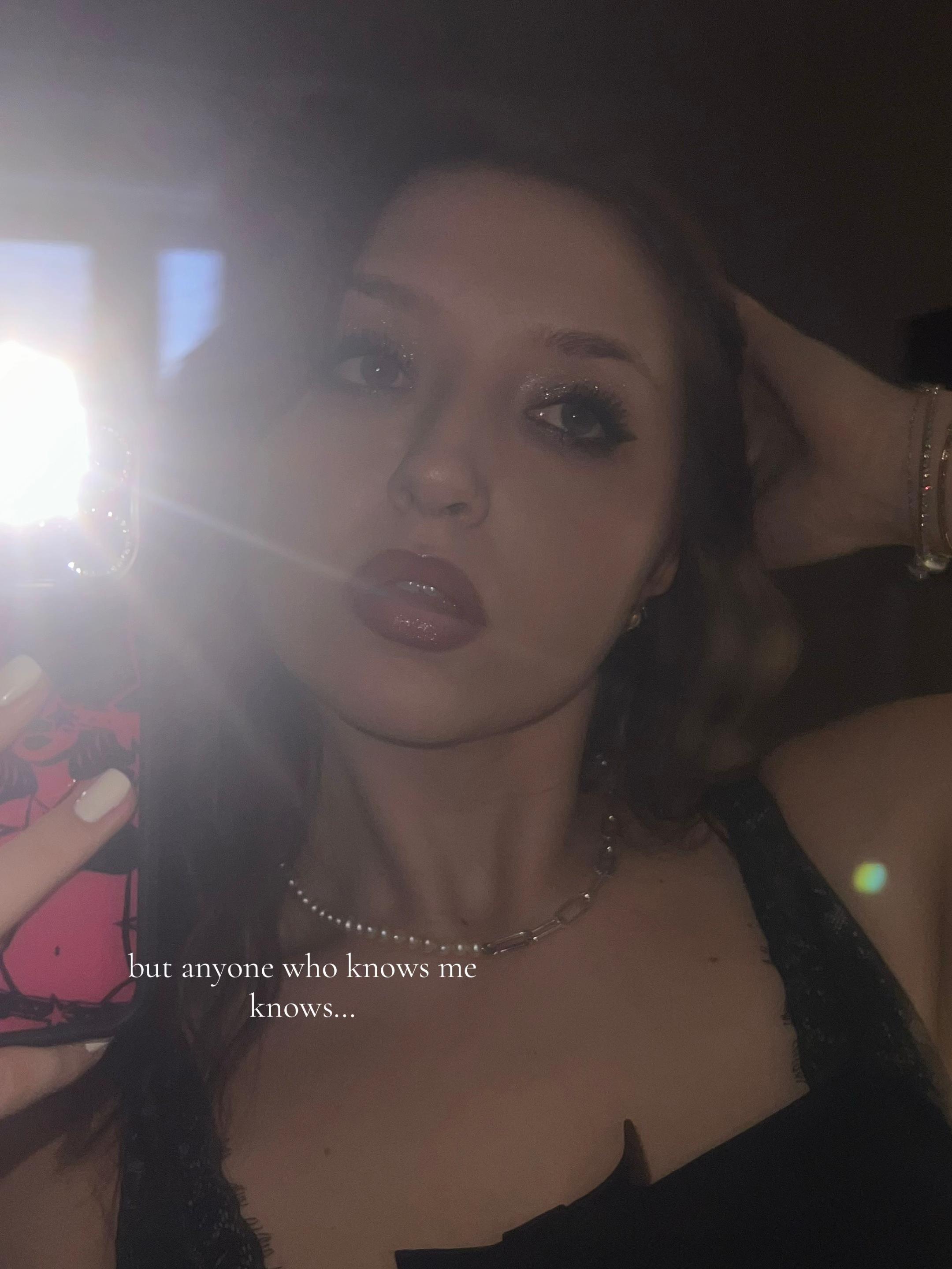 @laura👾