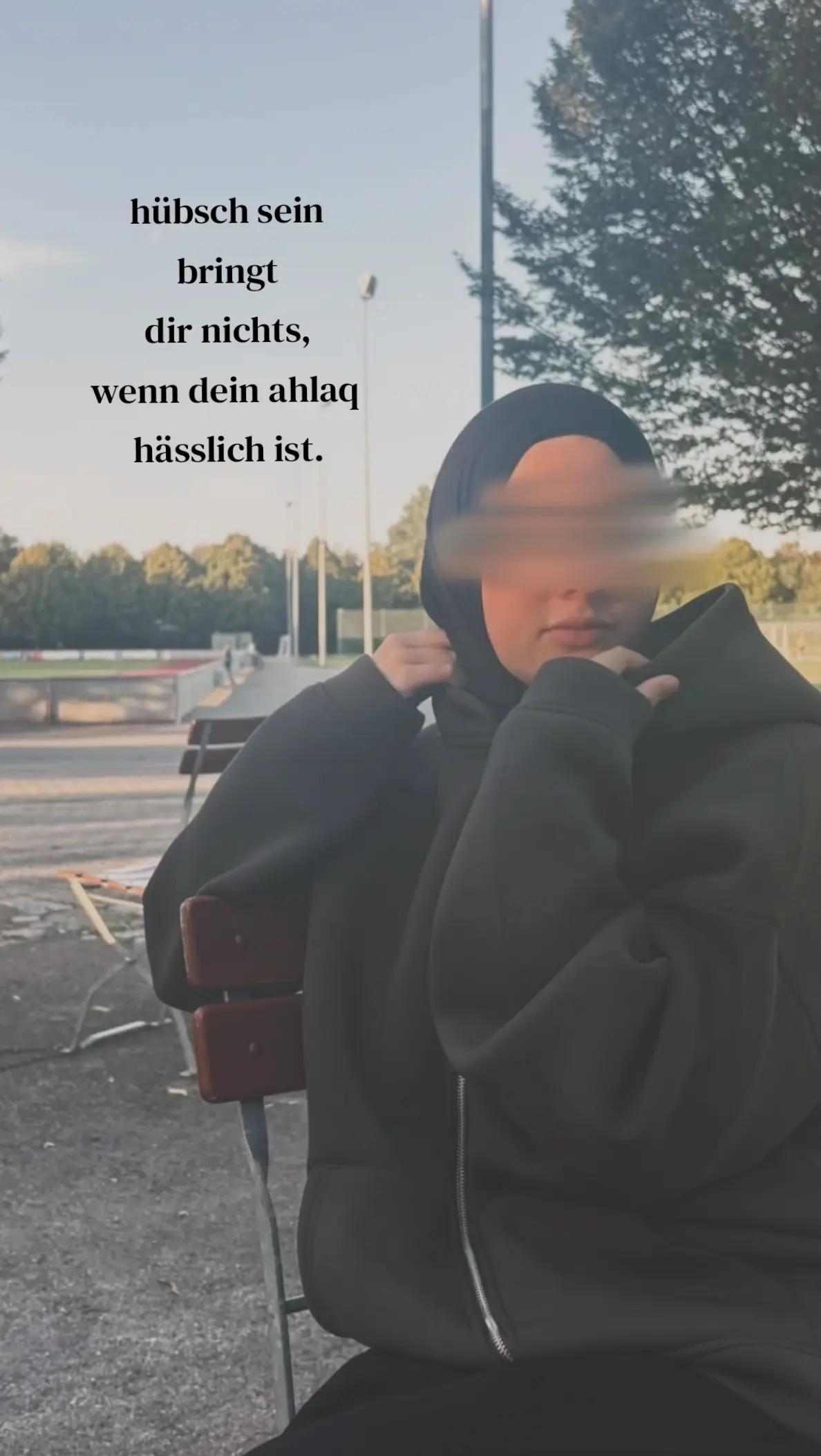 @𝓮𝓬𝓻𝓲𝓷🌸