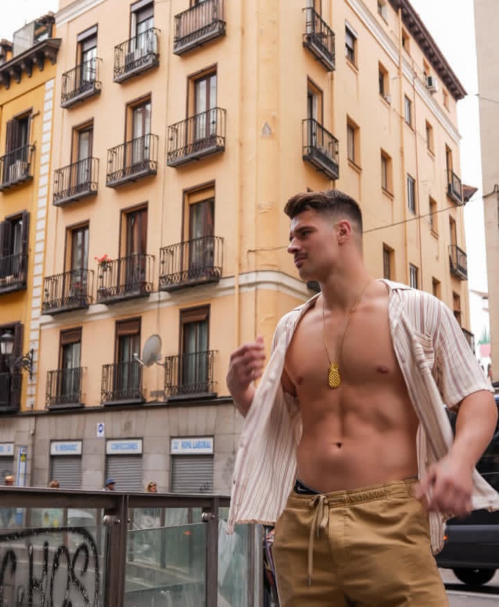 @Malik 😘🏳️&zwj;🌈