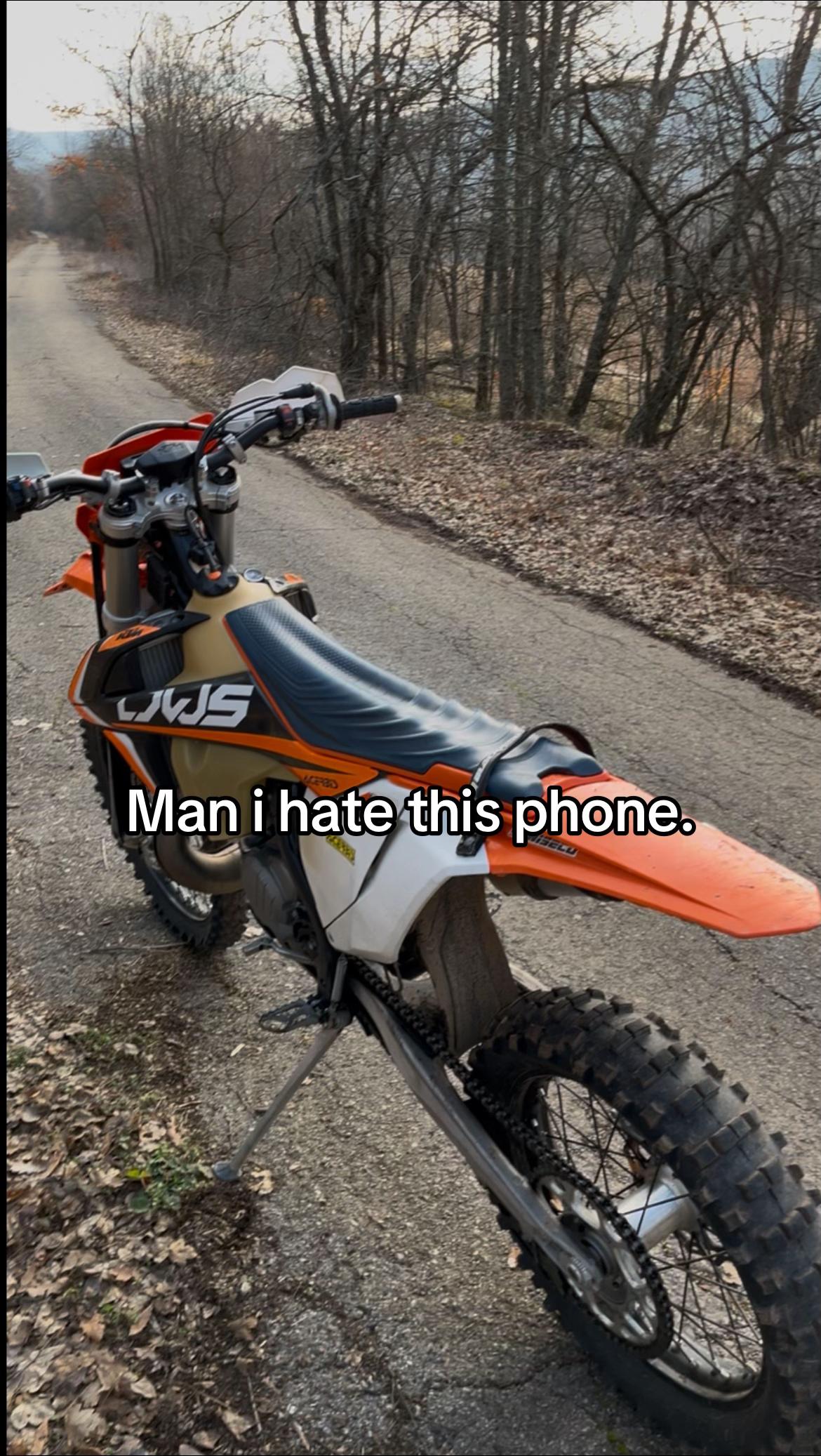 @hristow     ༽