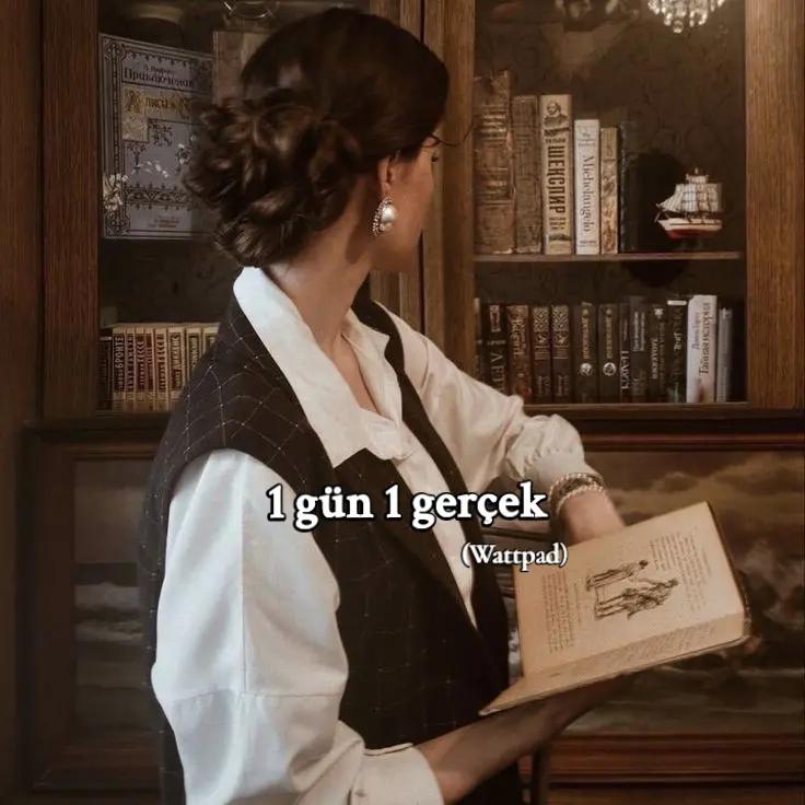 @📚