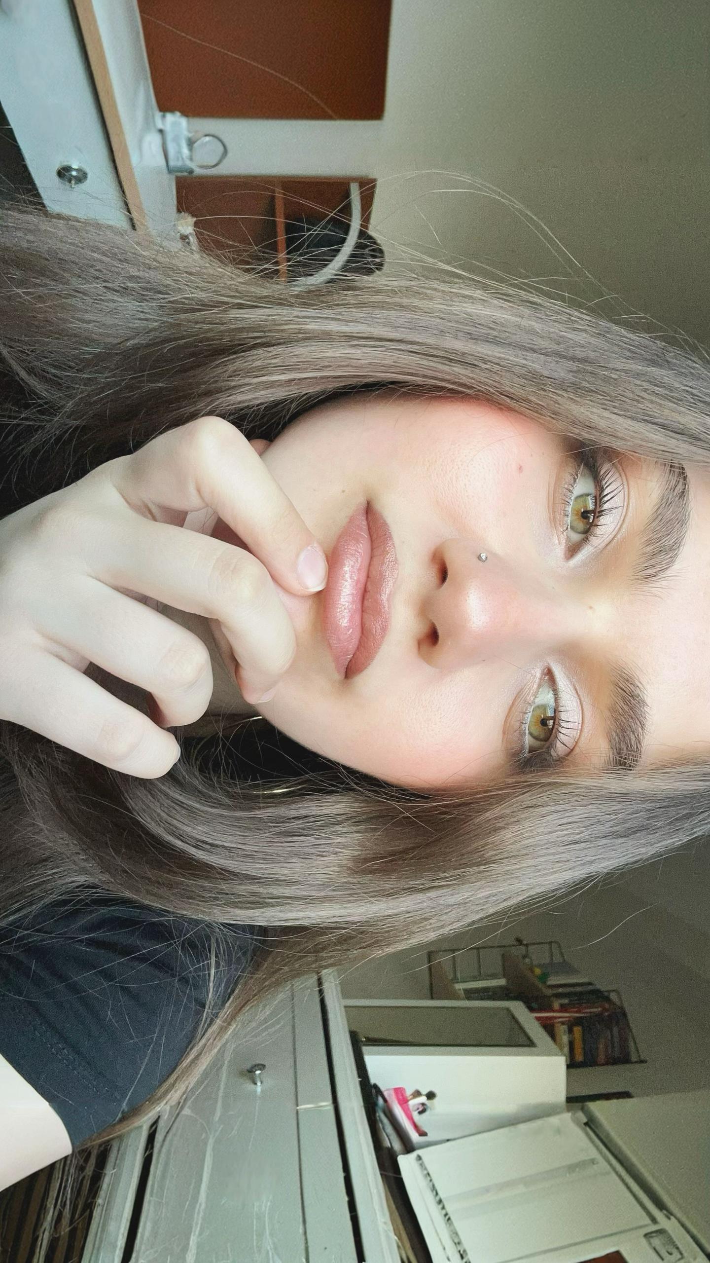 @🌓