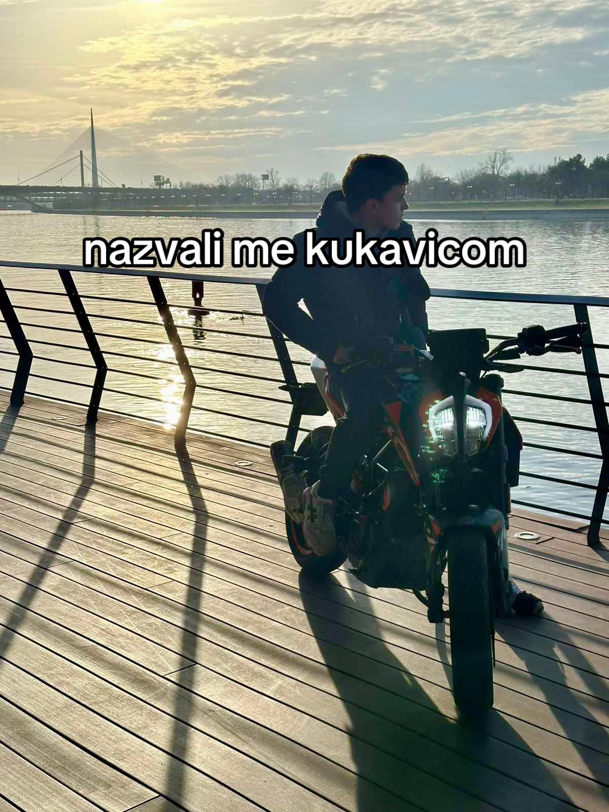 @vv_31823121023
