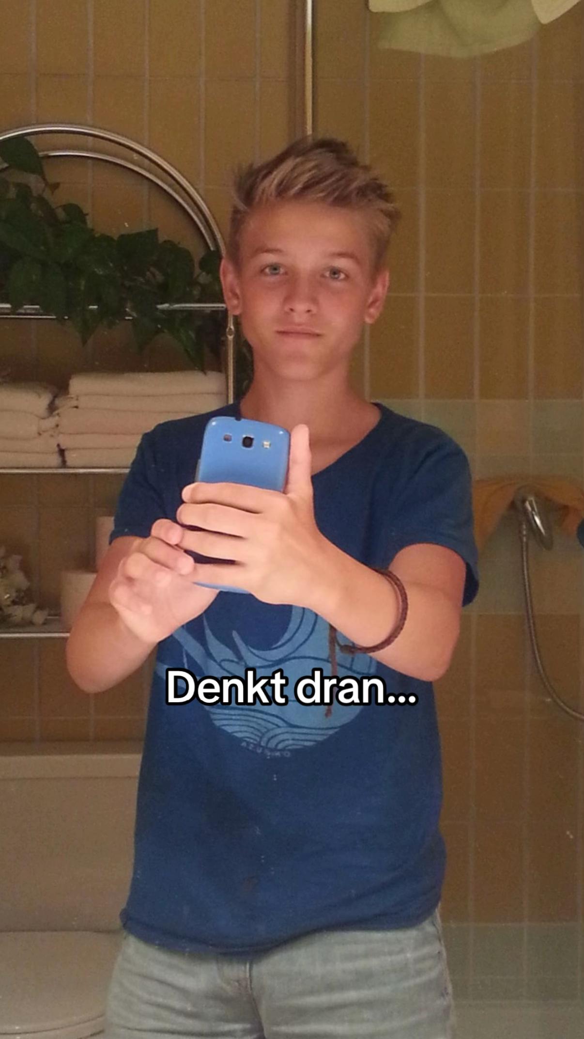 @Aaron Maack
