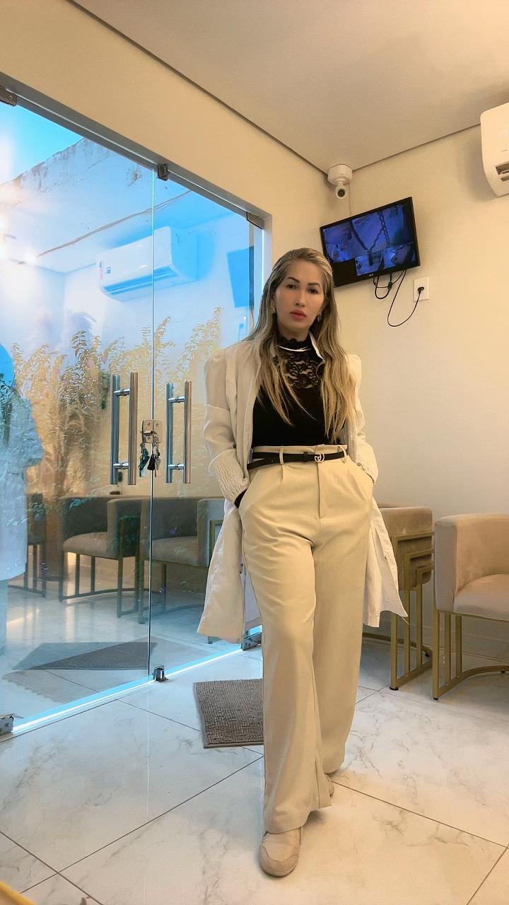 @Ana