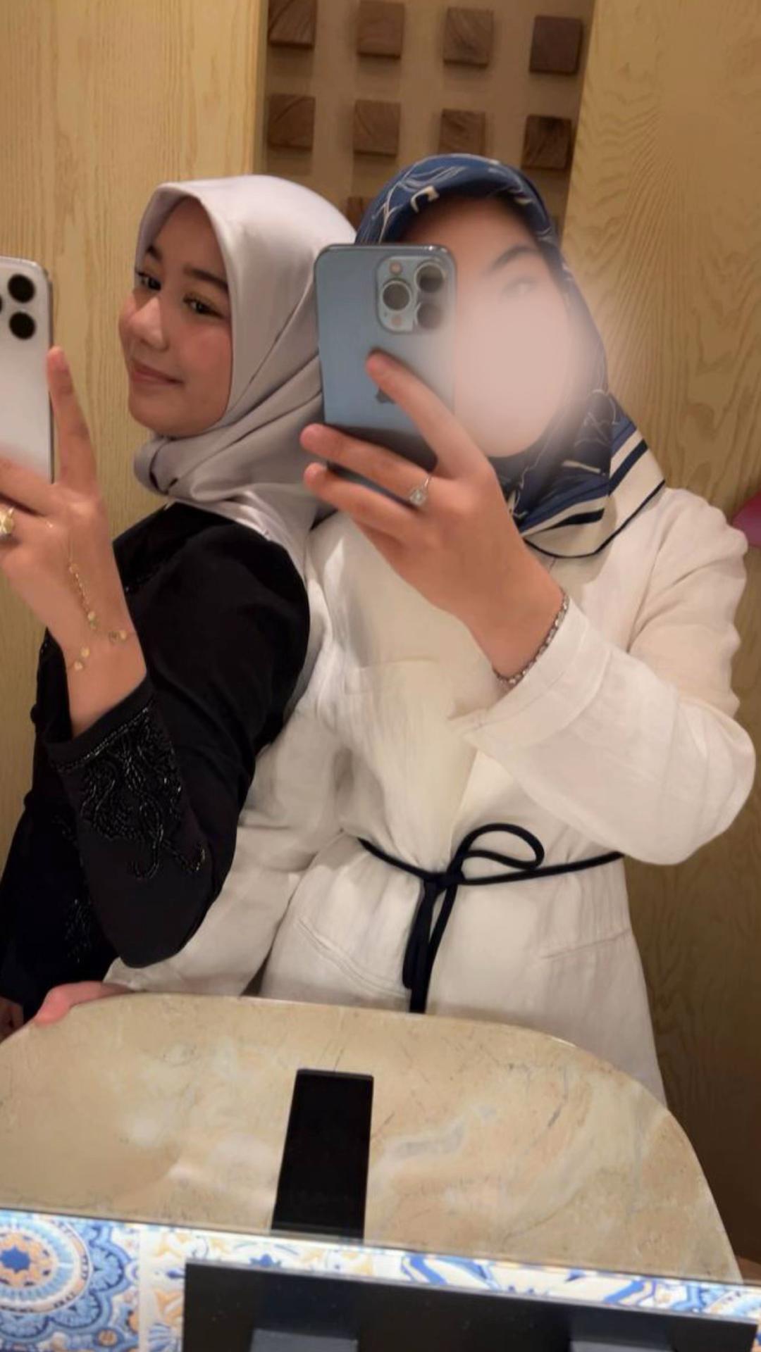 @dlmrdvnmmm