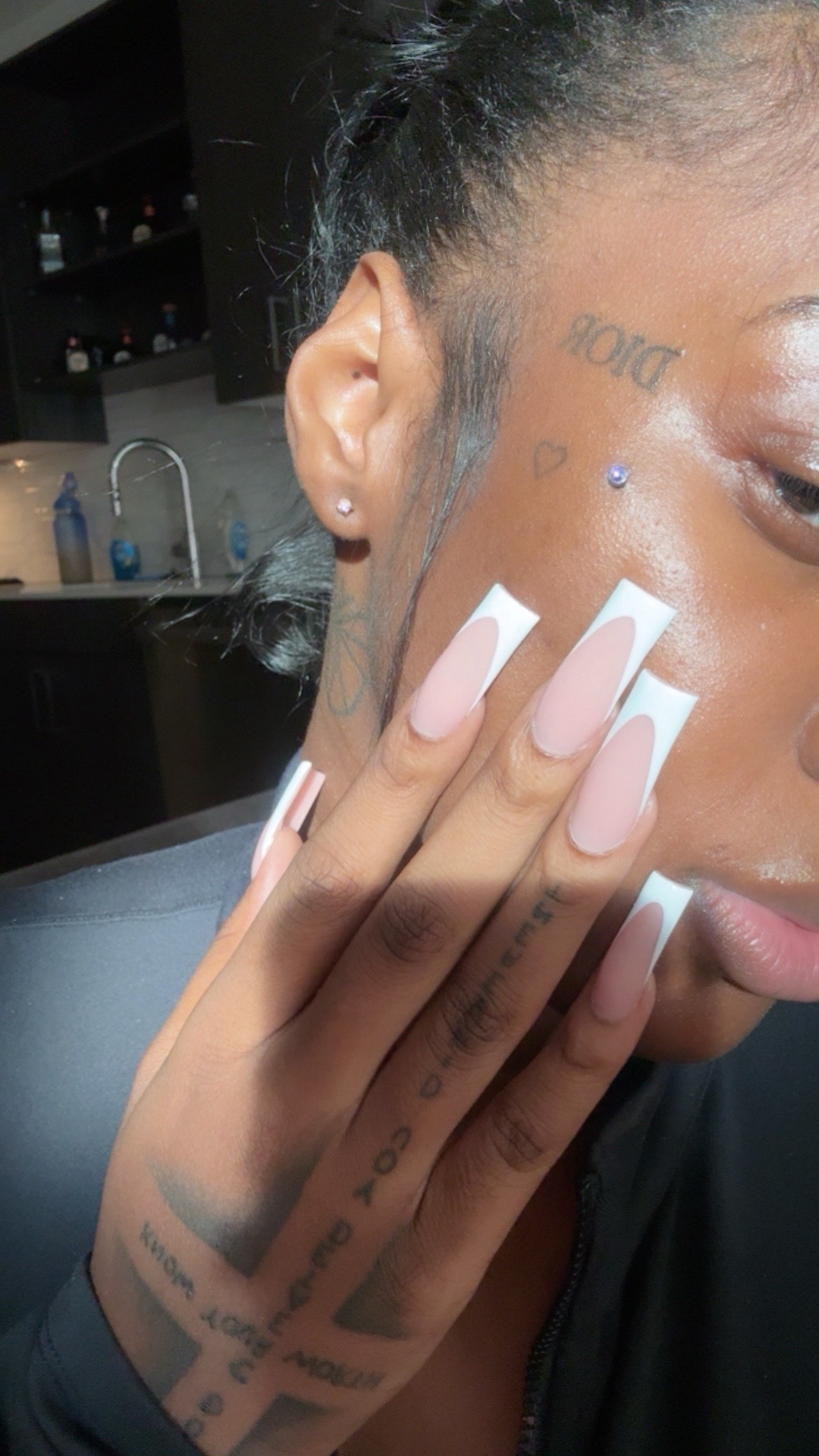 @ShyDior