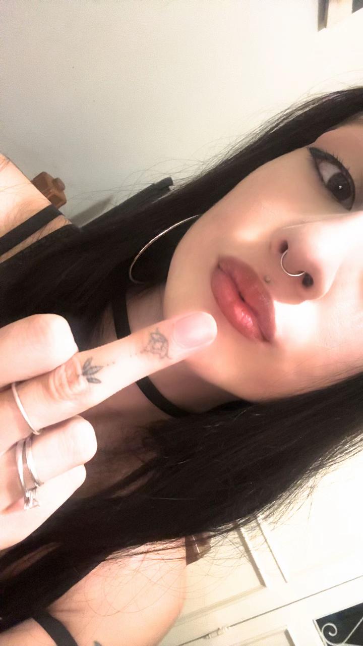 @PlayGirl🐰🩷