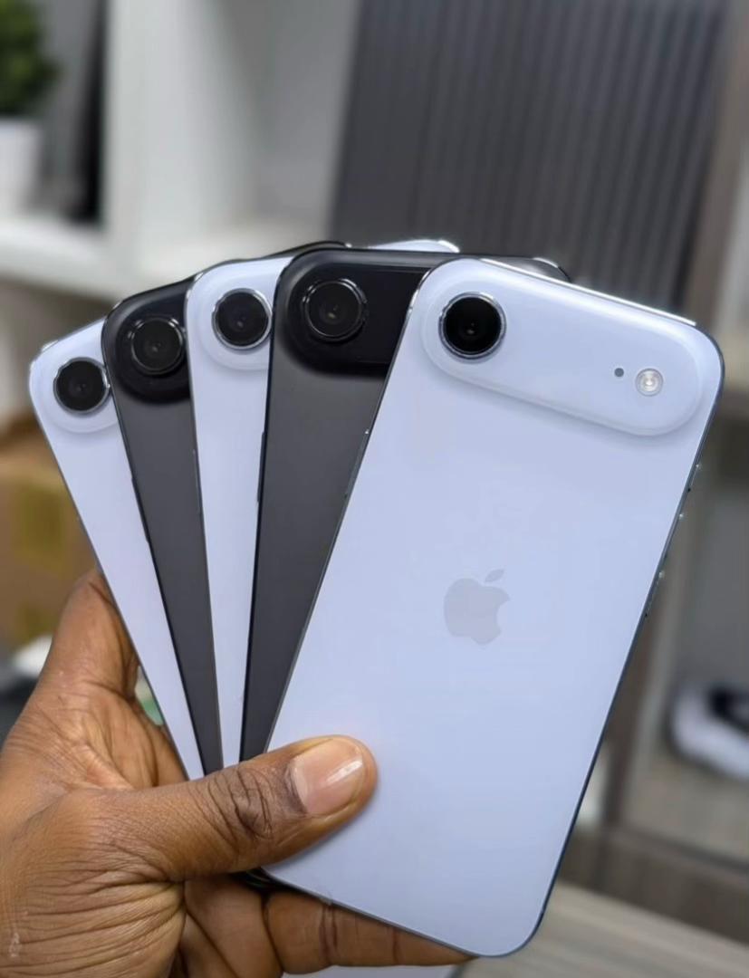 @B_Cutie Phone Store___